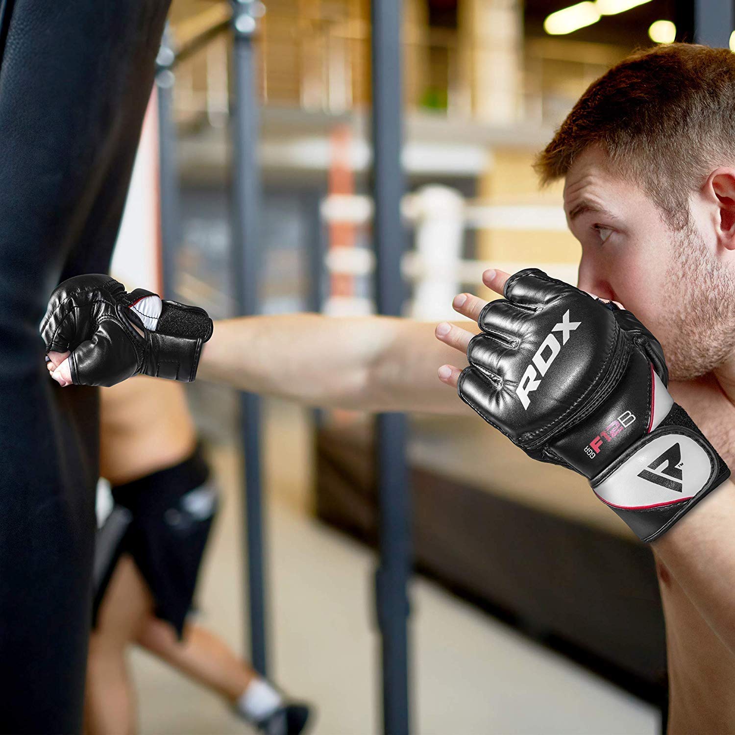 RDX MMA Guanti da allenamento, Maya Hide in pelle, guanti da boxe Grappling Sparring, ventilati aperti palmo, protezione da polso mano, kickboxing, muay thailandese, arti marziali combattimento guanti