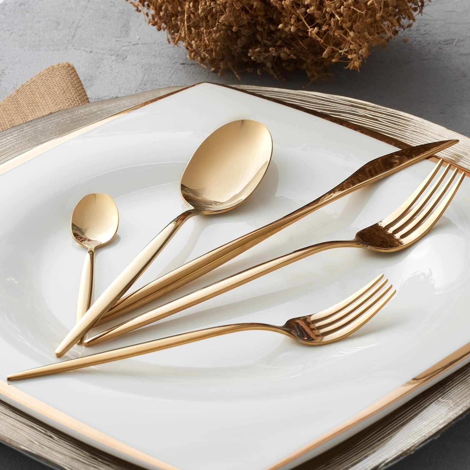 KARACALizbon Rose Gold 30 Piece Cutlery Set for 6 People with Box, Stainless Steel, 30 Piece Golden Cutlery Service, Perfect for Daily Use, Premium Quality