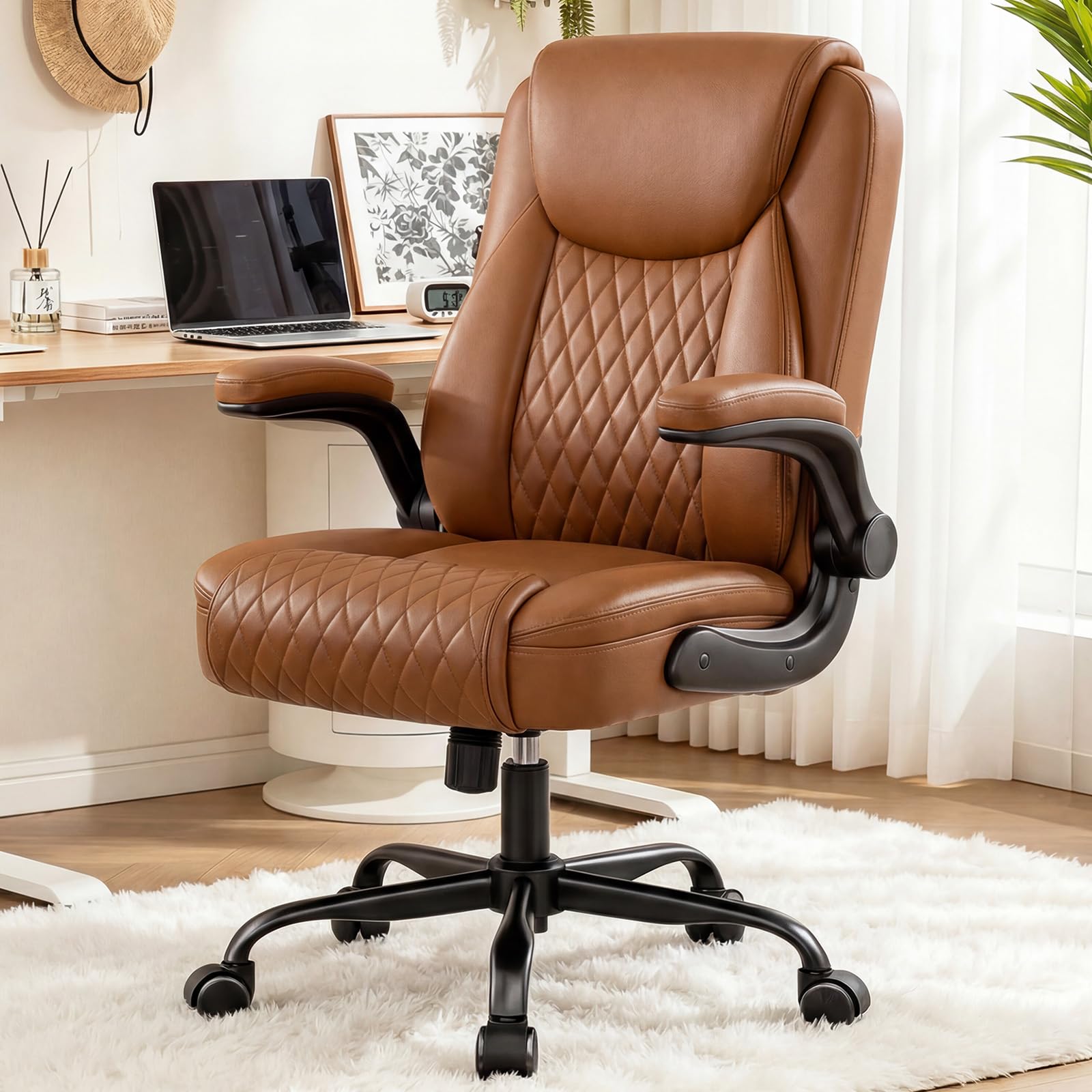 GTPLAYER Sedia da ufficio ergonomica, sedia da scrivania con schienale alto, braccioli pieghevoli, regolabile in altezza, in pelle PU, seduta extra larga, per ufficio e casa, marrone