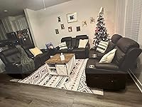 Review Image by Breauna Breauna