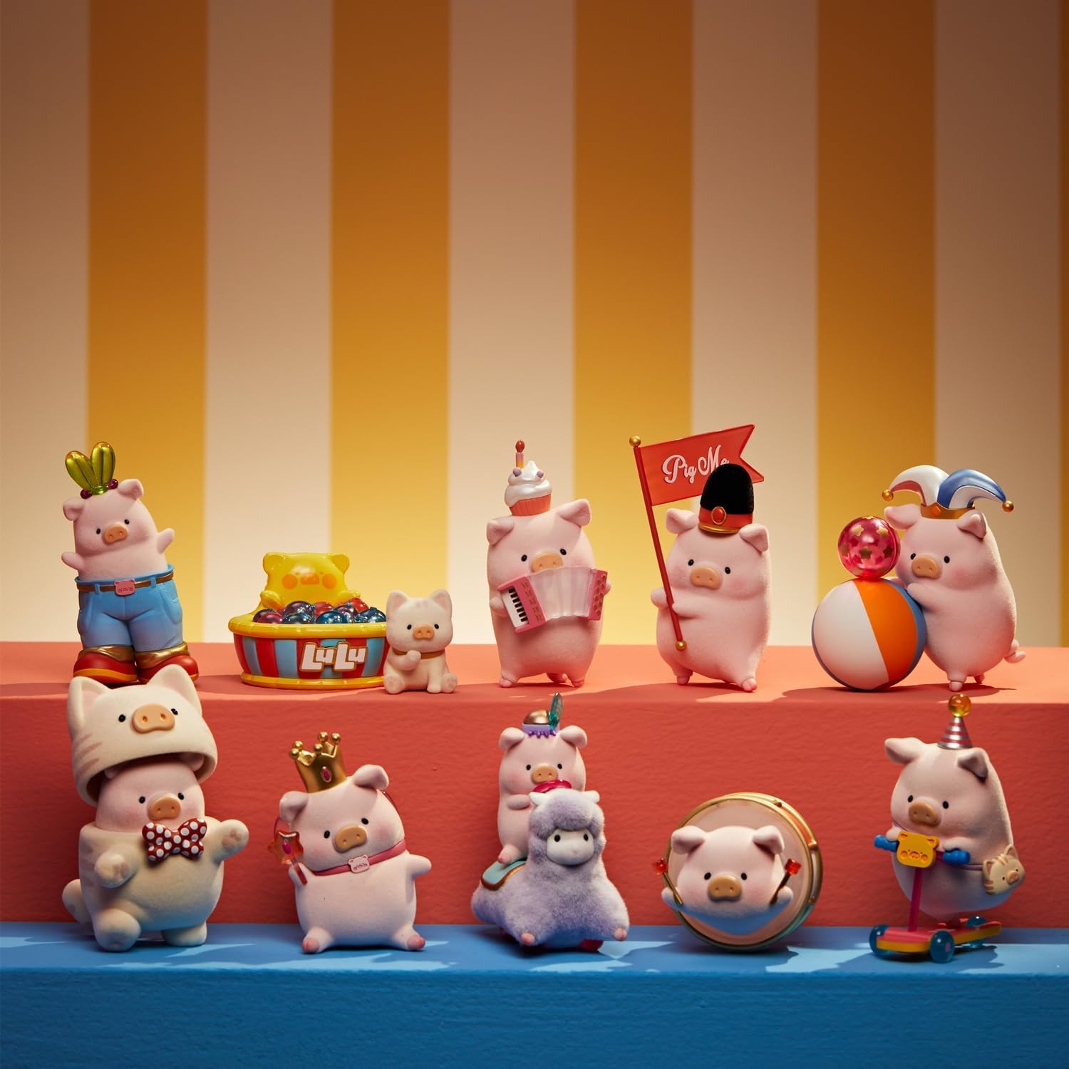 Lulu The Piggy Pig Celebration Series Blind Box Figures Home dector 8PCs Figurine Ornament