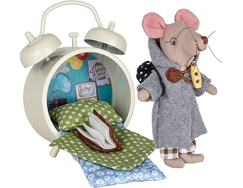 Charming Matchbox Mice Souvenirs: Keepsakes for Collectors and Enchanting Gifts