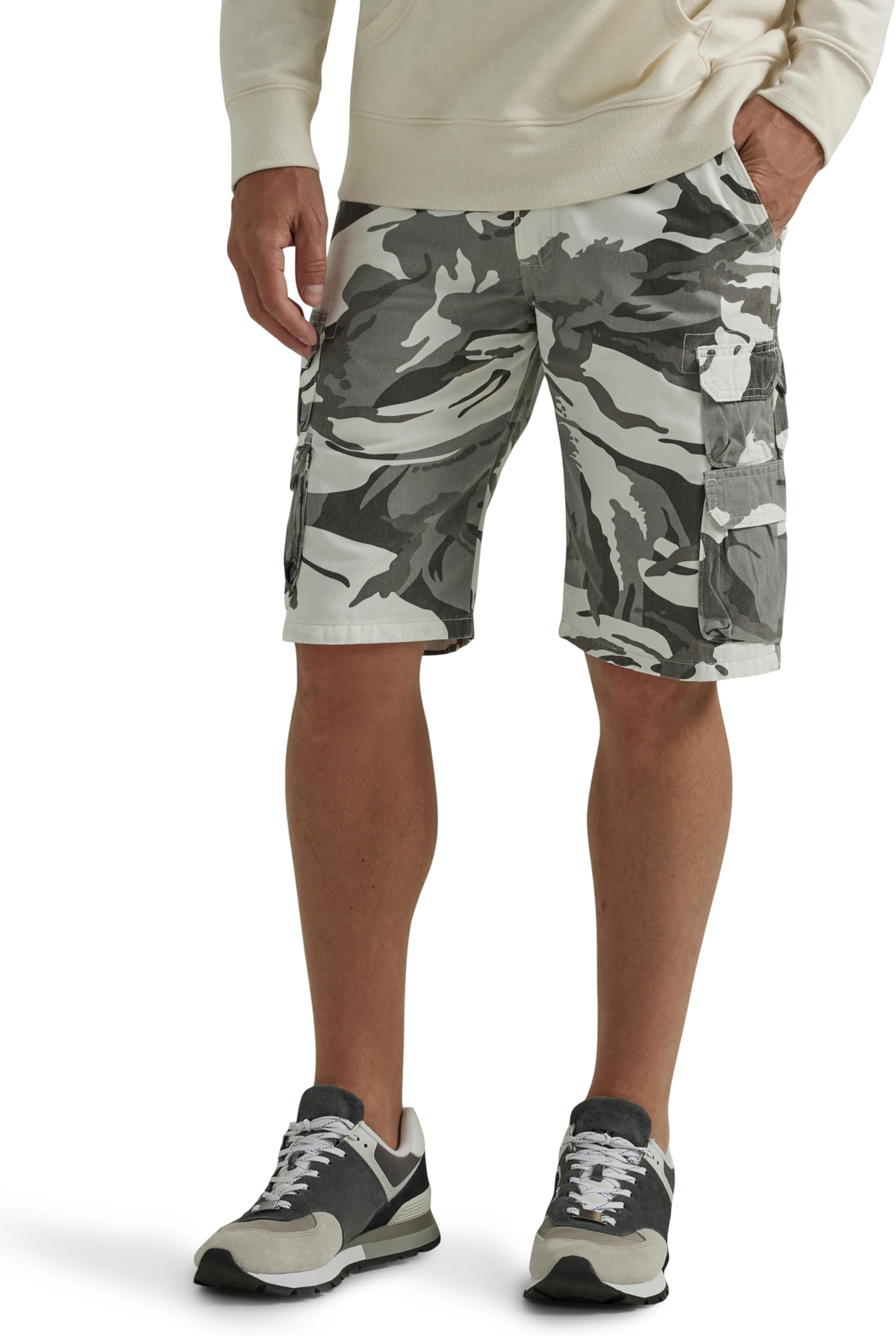Wrangler Authentics Men's Premium Twill Cargo Short (Bennard) Cargo Shorts