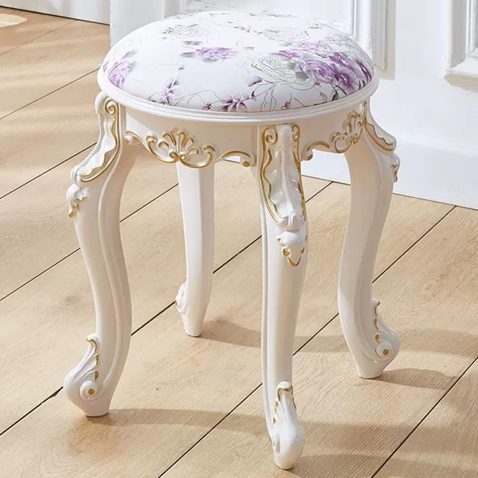 Tabouret de coiffeuse confortable pour éviter le mal de dos au miroir