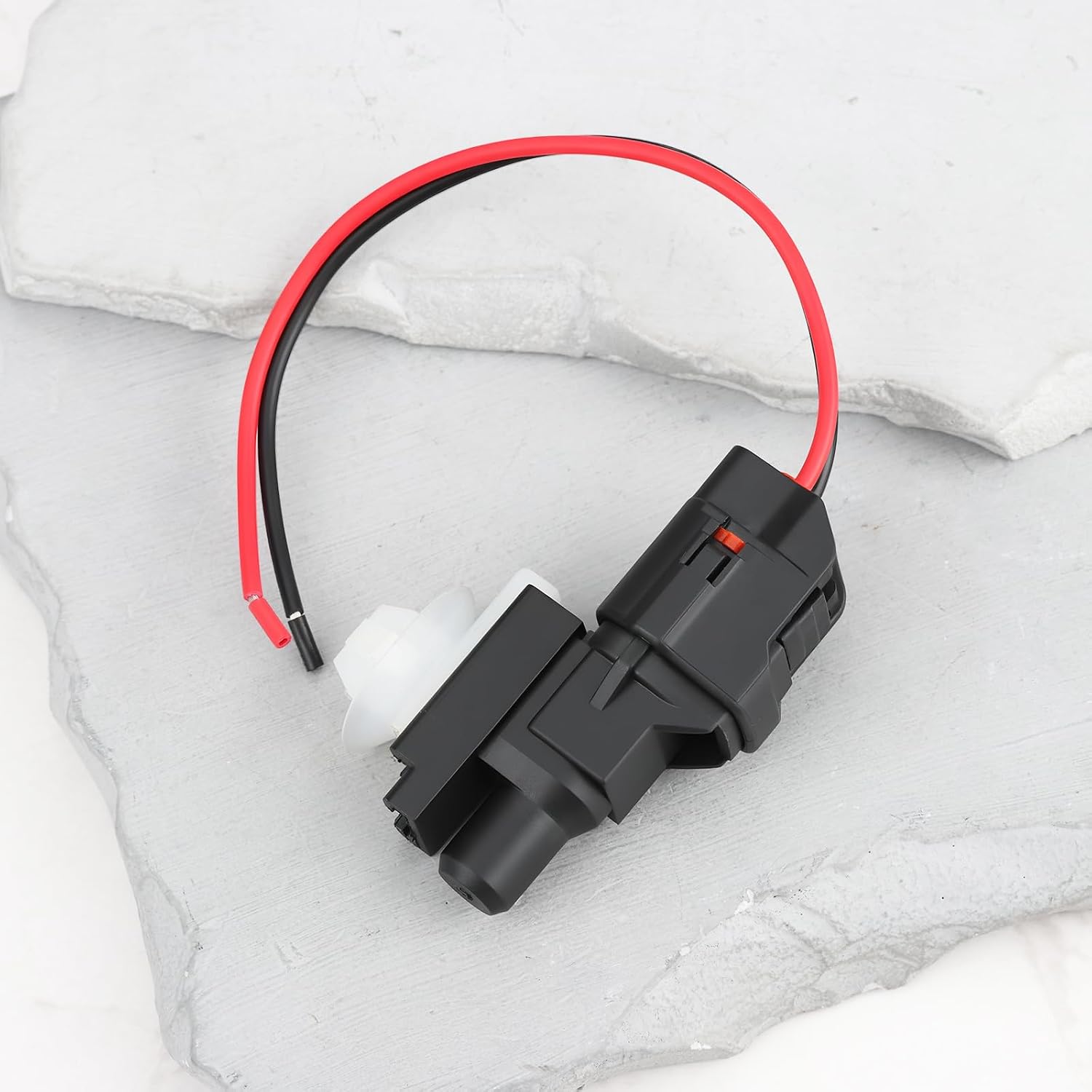 SING F LTD Car Ambient Air Temperature Sensor MR320628 Compatible with Mitsubishi Compatible with Toyota with Plug Wire