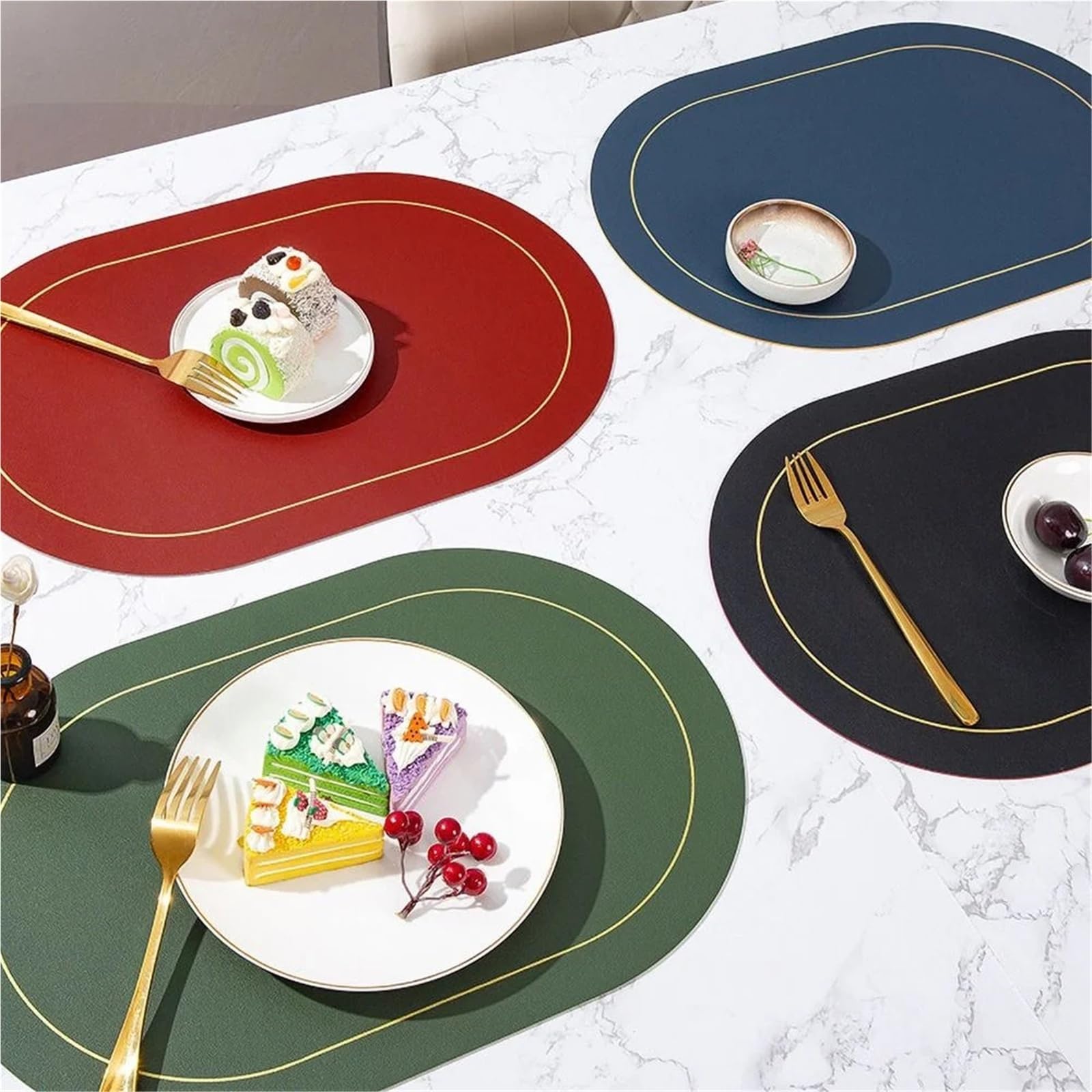 Faux Leather Placemats Sets de Table ovales lavables en Cuir synthétique, résistants à la Chaleur, faciles Nettoyer for Cuisine et Salle Manger(Pink,4PCS 45x30CM)