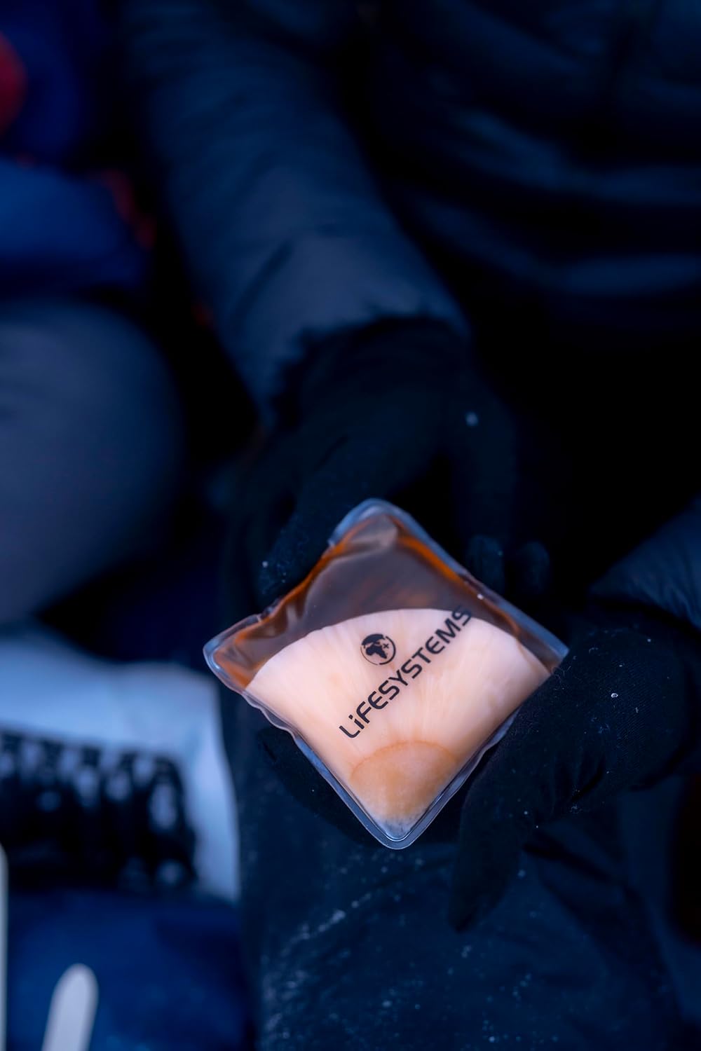 Lifesystems Reusable Hand Warmers, Pack of Two with 45 Minutes of Heat, Perfect for Pockets When Camping, Hiking, Skiing Or Walking