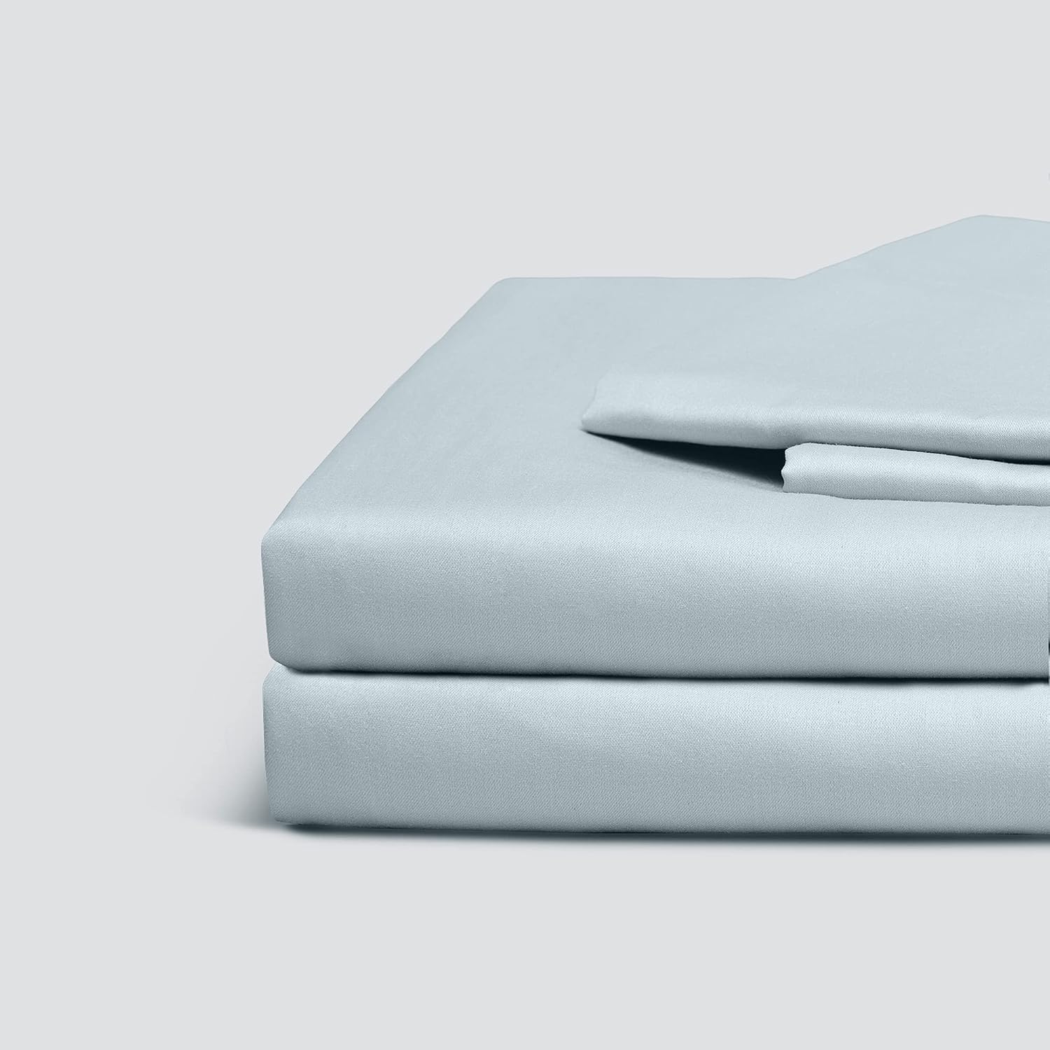 Everspread 300 Thread Count Cotton Bed Sheets (4 Piece Sheet Set) - Queen Size, Light Blue. 100% Natural Long Staple Cotton Bedding, Ultra-Soft & Silky Sateen Weave. Fits Mattress up to 16 inches