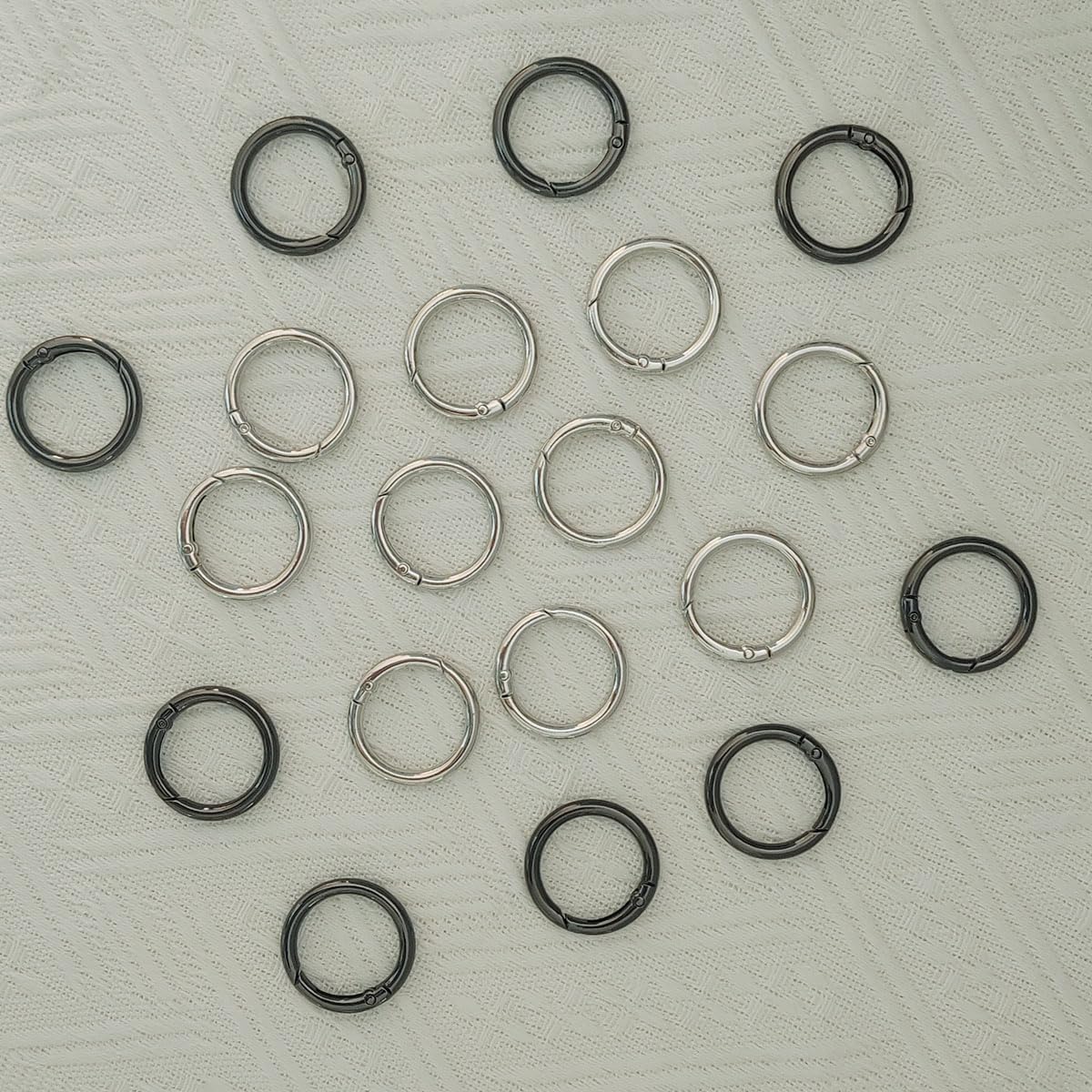 10Pack 1 Inch Small Springs O Ring, Round Carabiner Keyring, Snap Clip Trigger Springs Keyrings Buckle, Metal Spring O Rings Clip Keychain for Handbag, Lanyard Lanyard and Bag (Silver) - Image 7