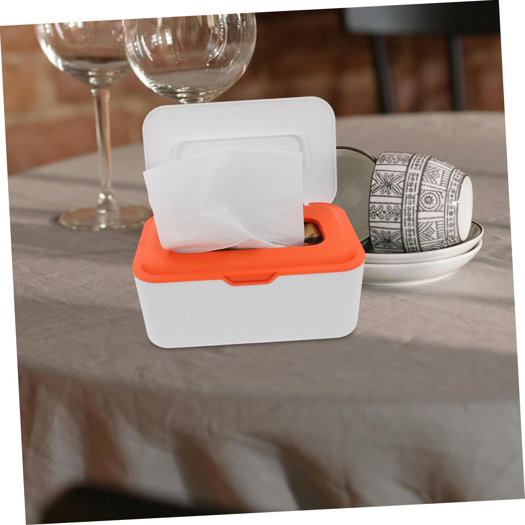 LABRIMP 2 Piezas Caja Dispensadora de Toallitas Húmedas Pequeña con Tapa Sellada Organizador Compacto para Pañuelos de Naranja y Gris Almacenamiento Portátil y Resistente al Polvo para