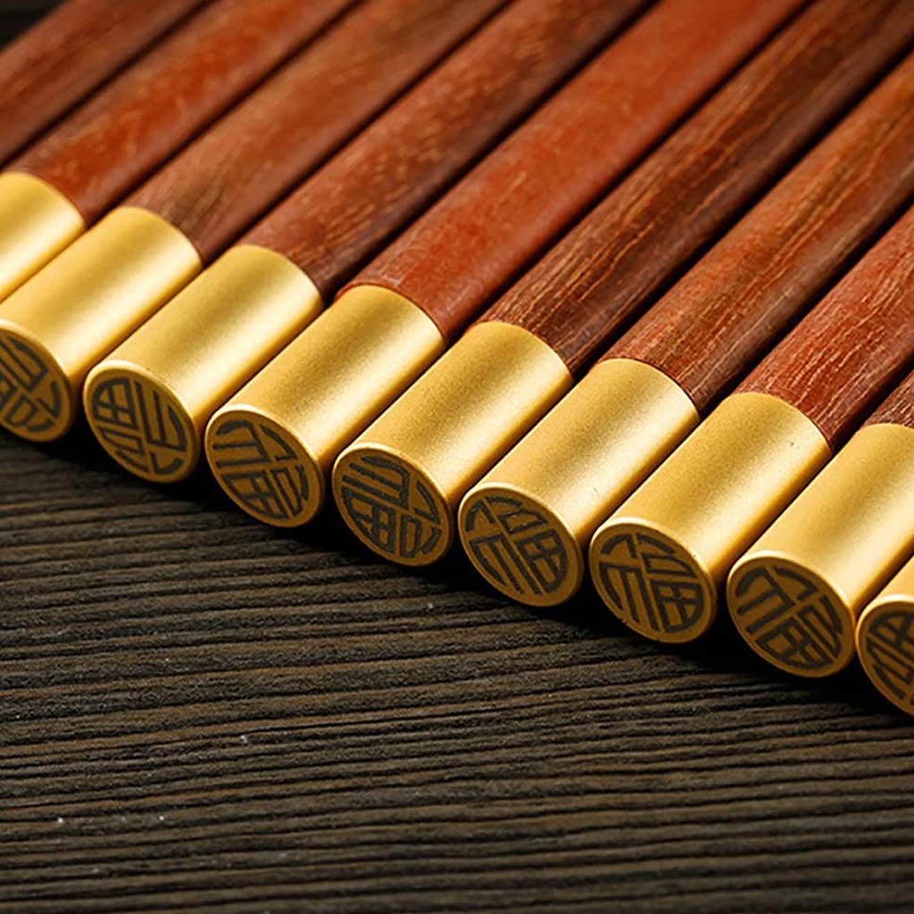 FAMMIX Lot de 10 paires de baguettes rondes en bois dur sculptées à la main réutilisables, passent au lave-vaisselle, baguettes coréennes japonaises pour restaurant, maison A