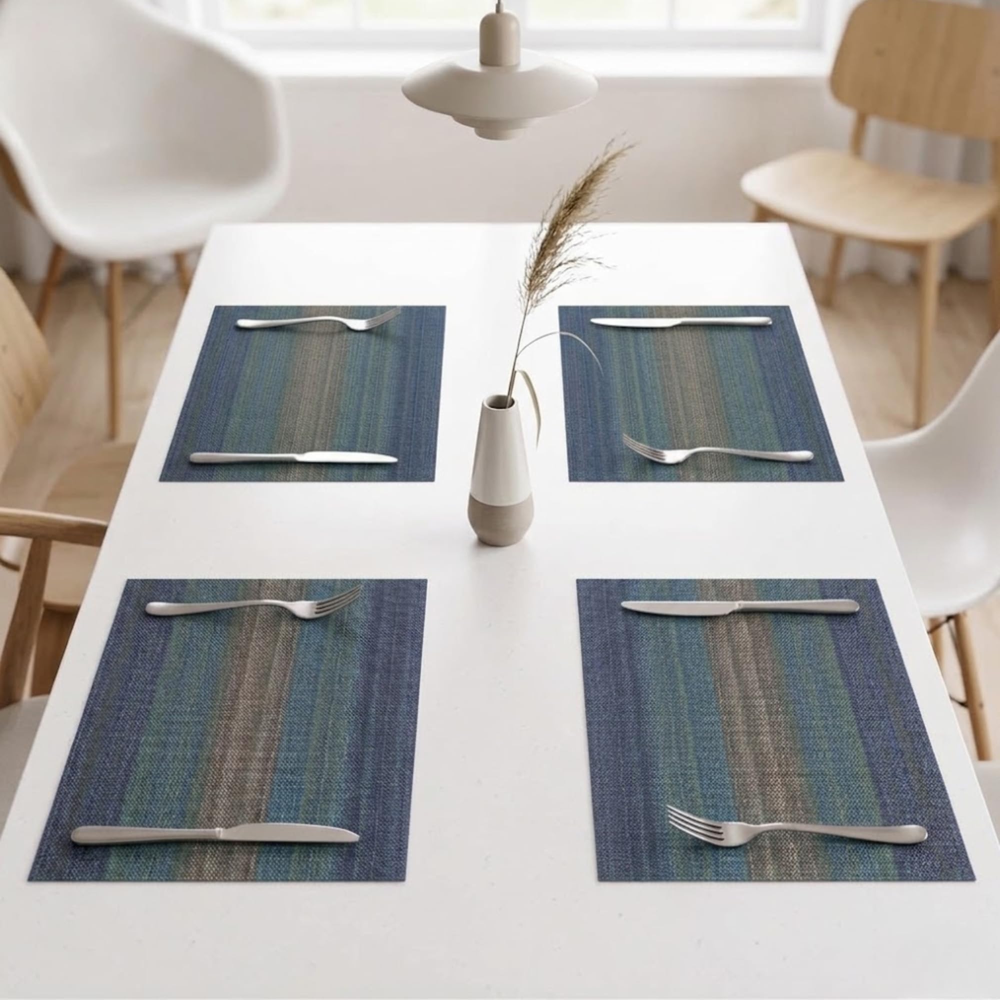 daiDokoro Rectangular Crossweave Woven PVC Vinyl Non-Slip Insulation Heat-Resistant & Waterproof Stain Resistant Washable Placemat for Dining & Kitchen Table-(Blue,Set of 4)