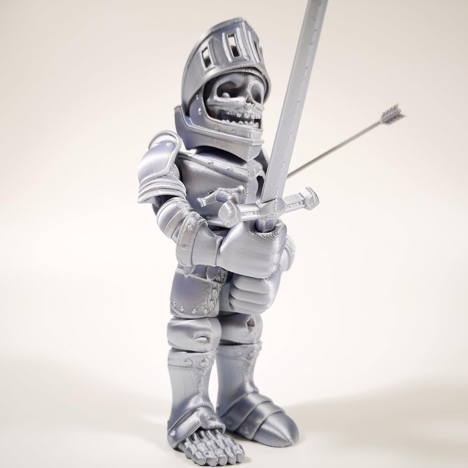 3D Printed Skeleton Knight, Articulated Skeleton Knight, Flexible Skeleton Figure with Removable Accessories, 3D Printed Fidget Toy Novelty Skeleton Halloween Decor (Silver)