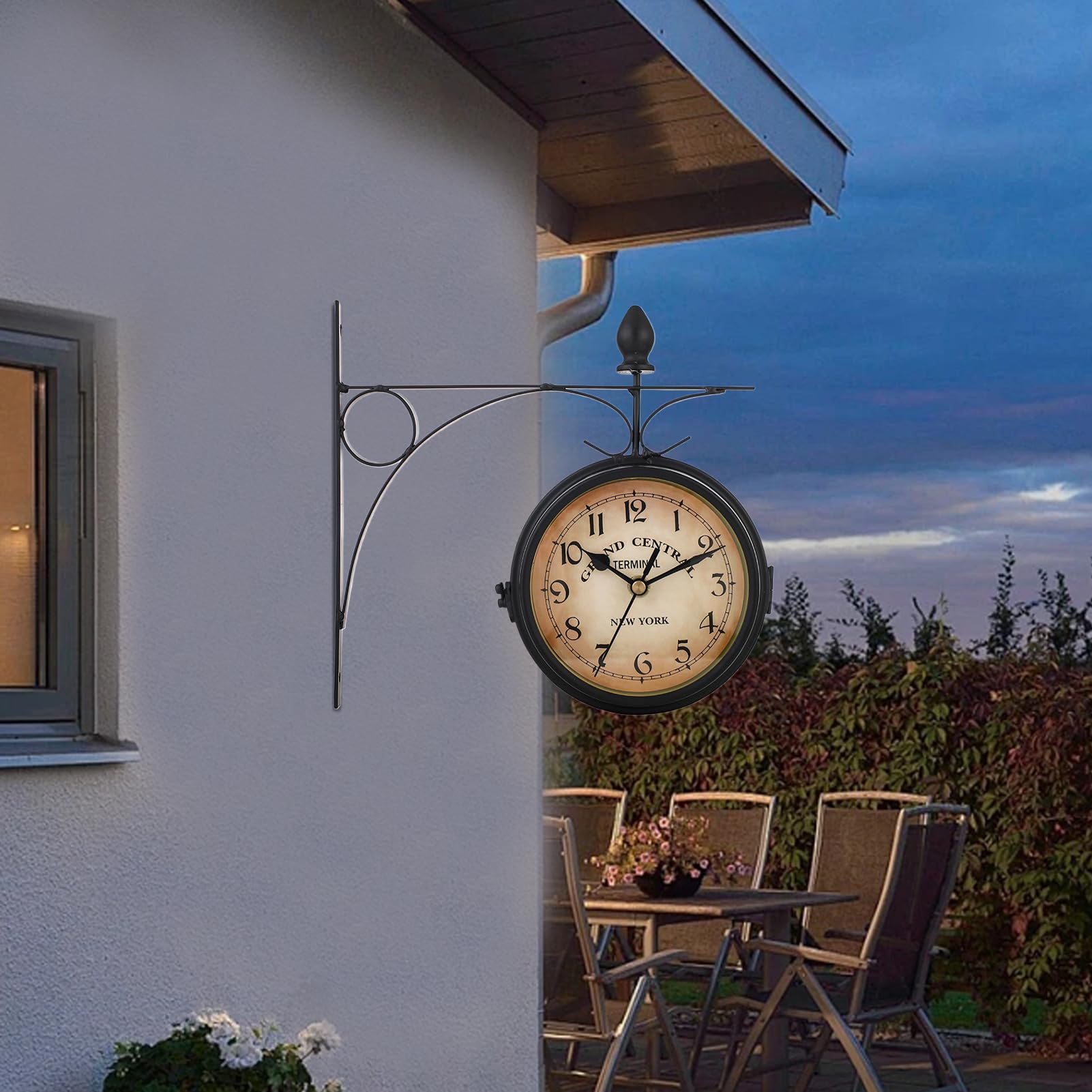 Syfunlv Horloge de Gare Rétro Double Face, Jardin Train Gare Horloge Murale, Nombre Horloge Murale en Fer, pour L’intérieur et L’extérieur Maison Terrasse Jardin Cuisine Cour Séjour, 21,8 * 21,8 cm