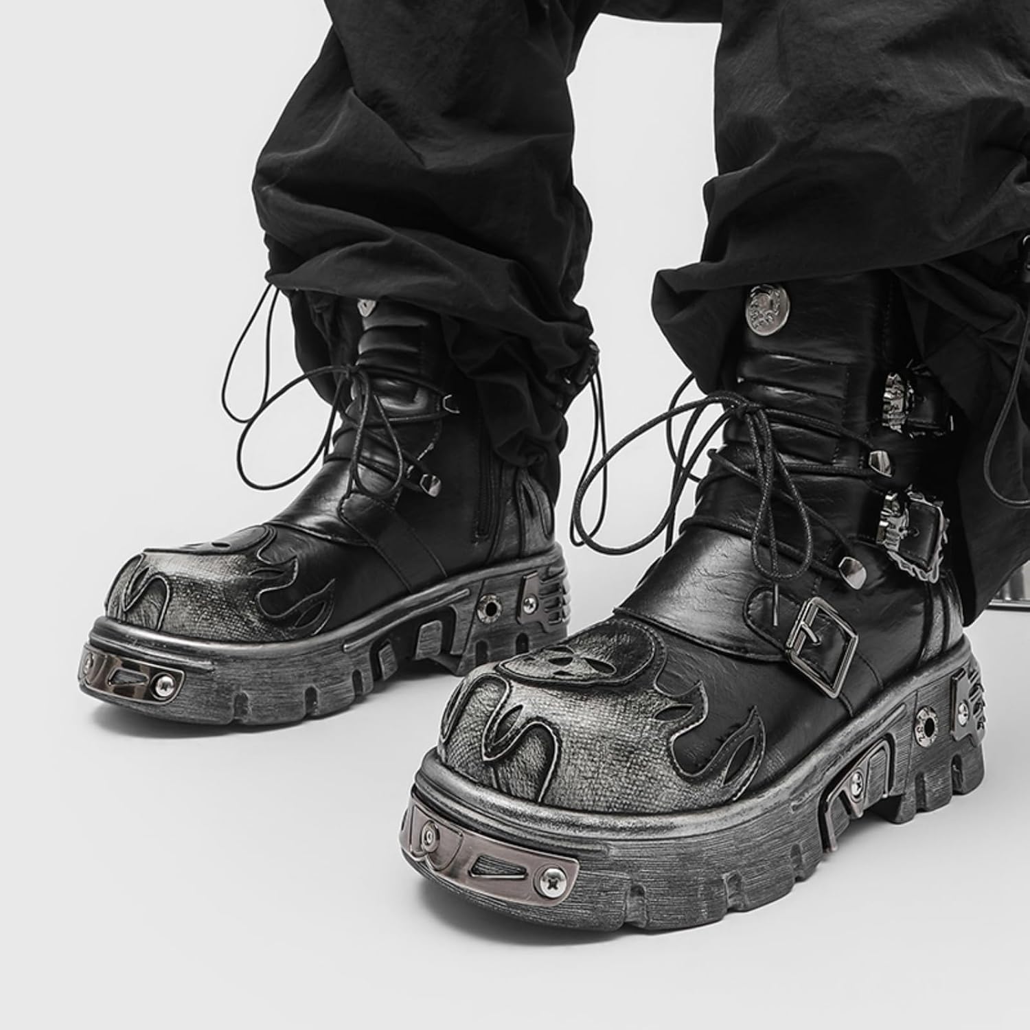 Men's Gothic Leather Platform Motorcycle Ankle Boots Round Toe Lace Up Side Zipper High Top Metal Rock Punk Style Boots Lightweight Non-Slip Comfort Footwear for Riding Concerts Streetwear Night Out