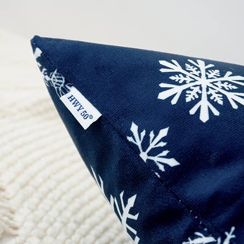 Miniatura 3 de HWY 50 Fundas de almohada azul oscuro de 18 x 18 pulgadas para sofá, cama, suaves fundas de almohada decorativas de Navidad con estampado de copos