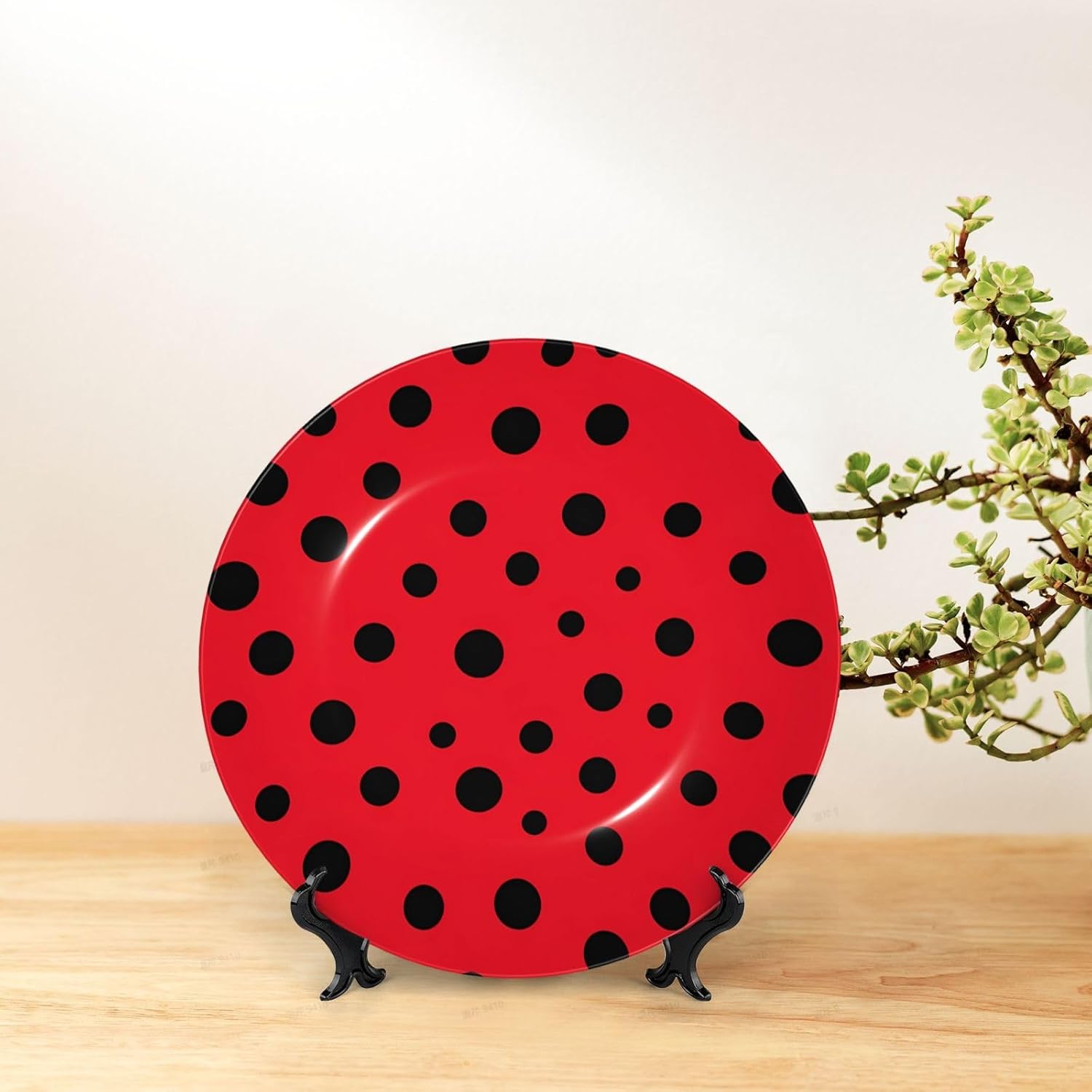 Ladybug Style Ceramic Plate Display Home Display With Stand Wall Hanging Plate For Home Decor 10 Inch