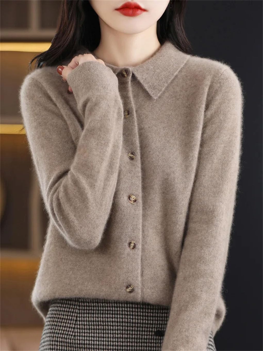 Cardigan da donna in lana merino, a maniche lunghe, con colletto girato