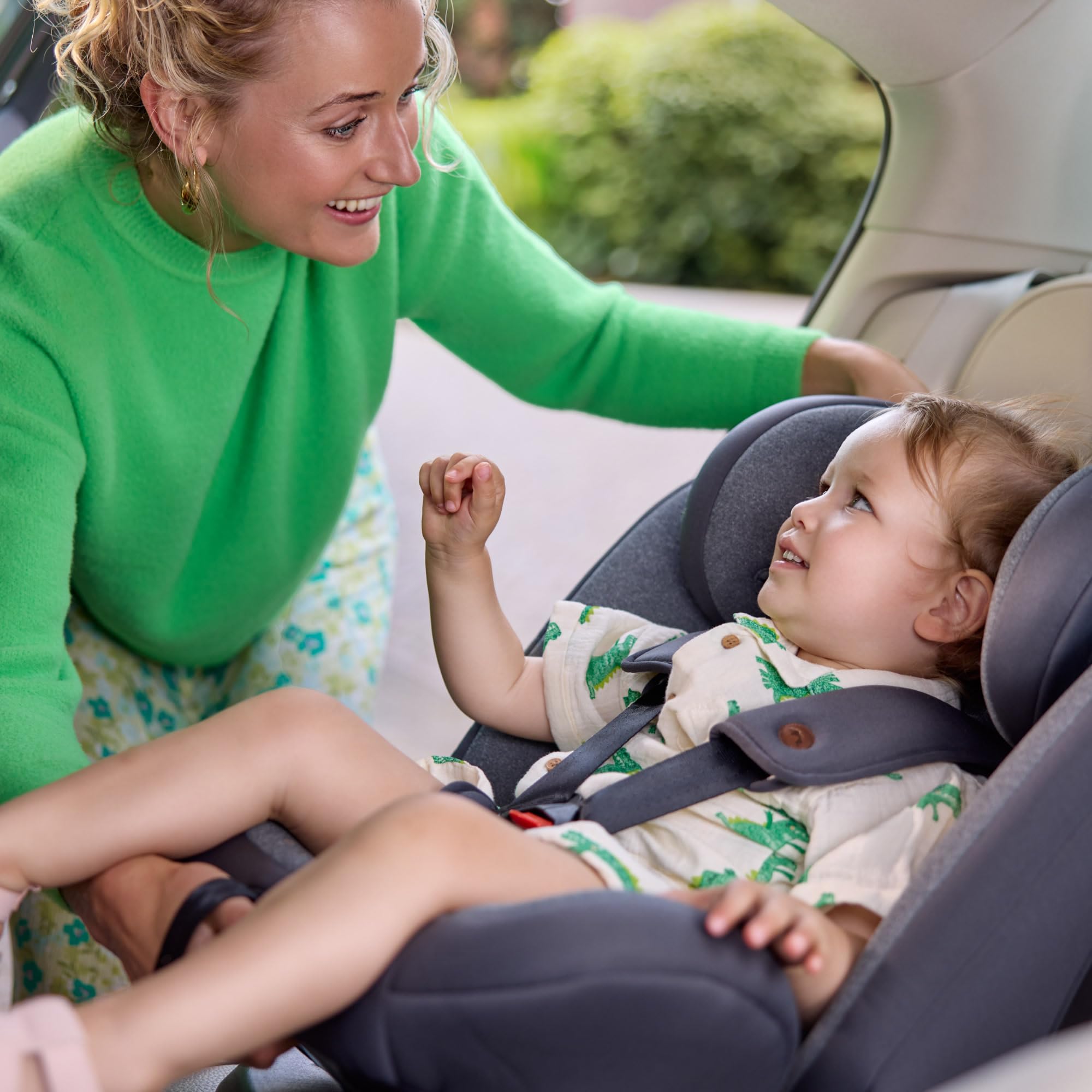 Bebeconfort Ever Fix i-Size Seggiolino Auto 15-36 kg Isofix Gruppo 123 per Bambini dai 15 Mesi ai 12 Anni, Reclinabile 4 posizioni, Protezioni laterali, Tinted Black