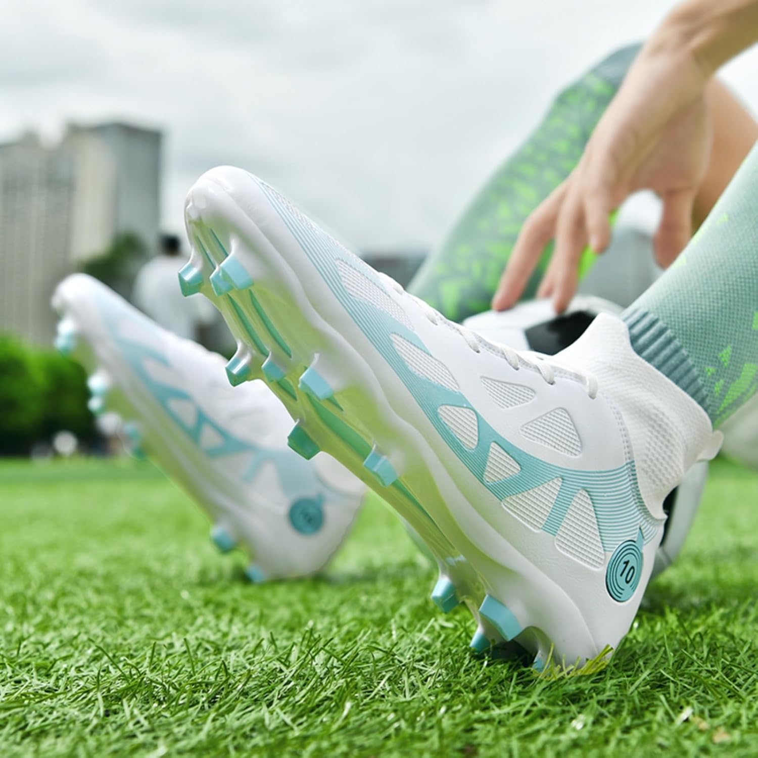 Soccer Cleats for Mens Womens Lightweight Football Shoes Outdoor Rugby Training Shoes
