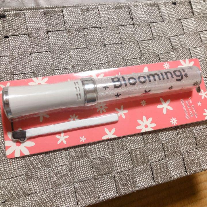 【動作確認済】2NE1 ペンライト 2本セット⭐︎クリアファイルおまけ⭐︎ 2ne1ペンライト 2本セット 日本限定 2ne1ペンライト 2本セット 日本