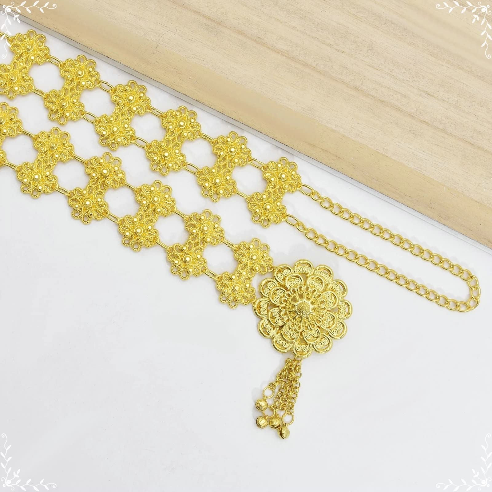 Catena del Ventre d'oro Grande, Gioielli in Vita Fiori placcati in Oro con Nappe Catena in Vita 42 Pollici (107 cm) Gioielli per Il Corpo per Le Donne