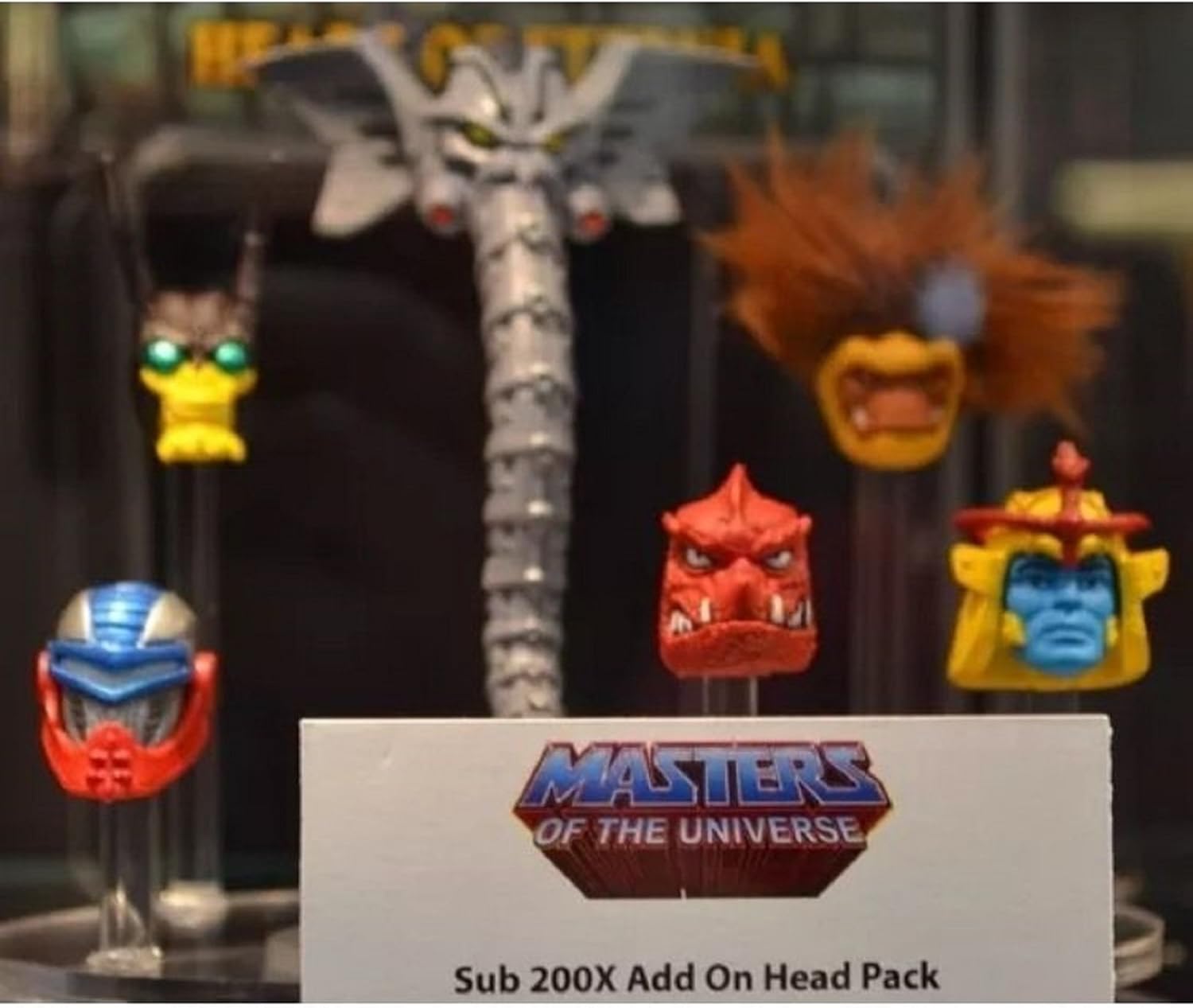 Masters of the Universe Heads of Eternia Accessory Pack - includes alternate heads for Grizzlor, Buzz-Off, Sy-Klone, Roboto, Snout Spout, and Clawful