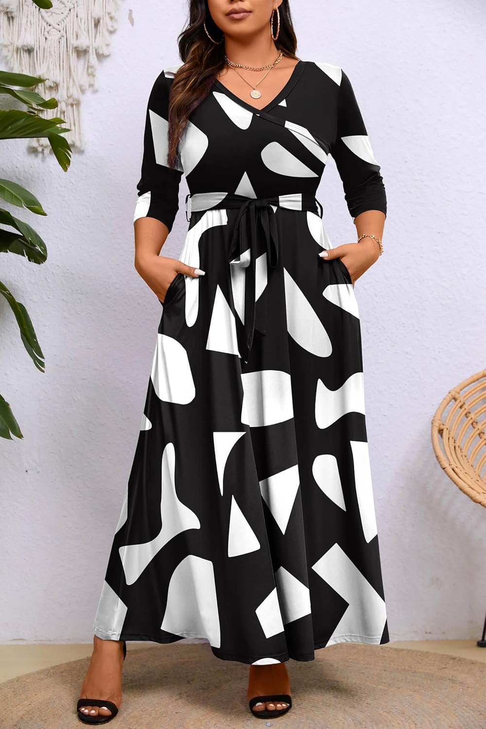 Runwind Plus Size Dress for Women - 3/4 Sleeve V Neck Maxi Dresses for Women （XL-6XL） - Image 4