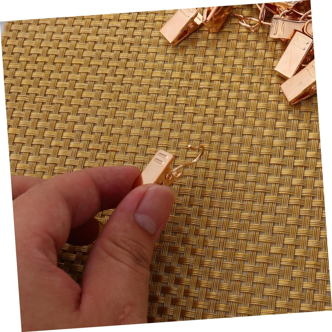 100pcs Drapery Clips Sturdy Curtain Non- Design Easy to Install for Home Bathroom Accessories for Pocket Curtains