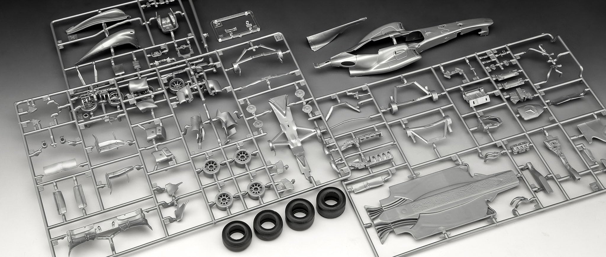 Revell Modellbau Model Set McLaren Mercedes MP4-25 Lewis Hamilton
