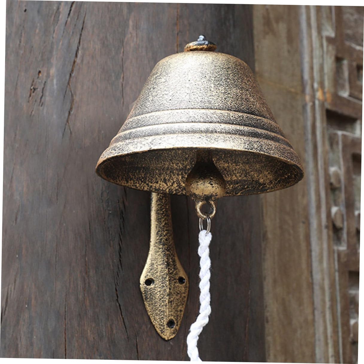 Toyvian Antique Style Cast Iron Wall Mounted Doorbell, Large Manual Shaking Bell for Vintage Home Décor and Café Welcome Sign, Rustic Hanging Decorative Bell for Indoor Outdoor Use