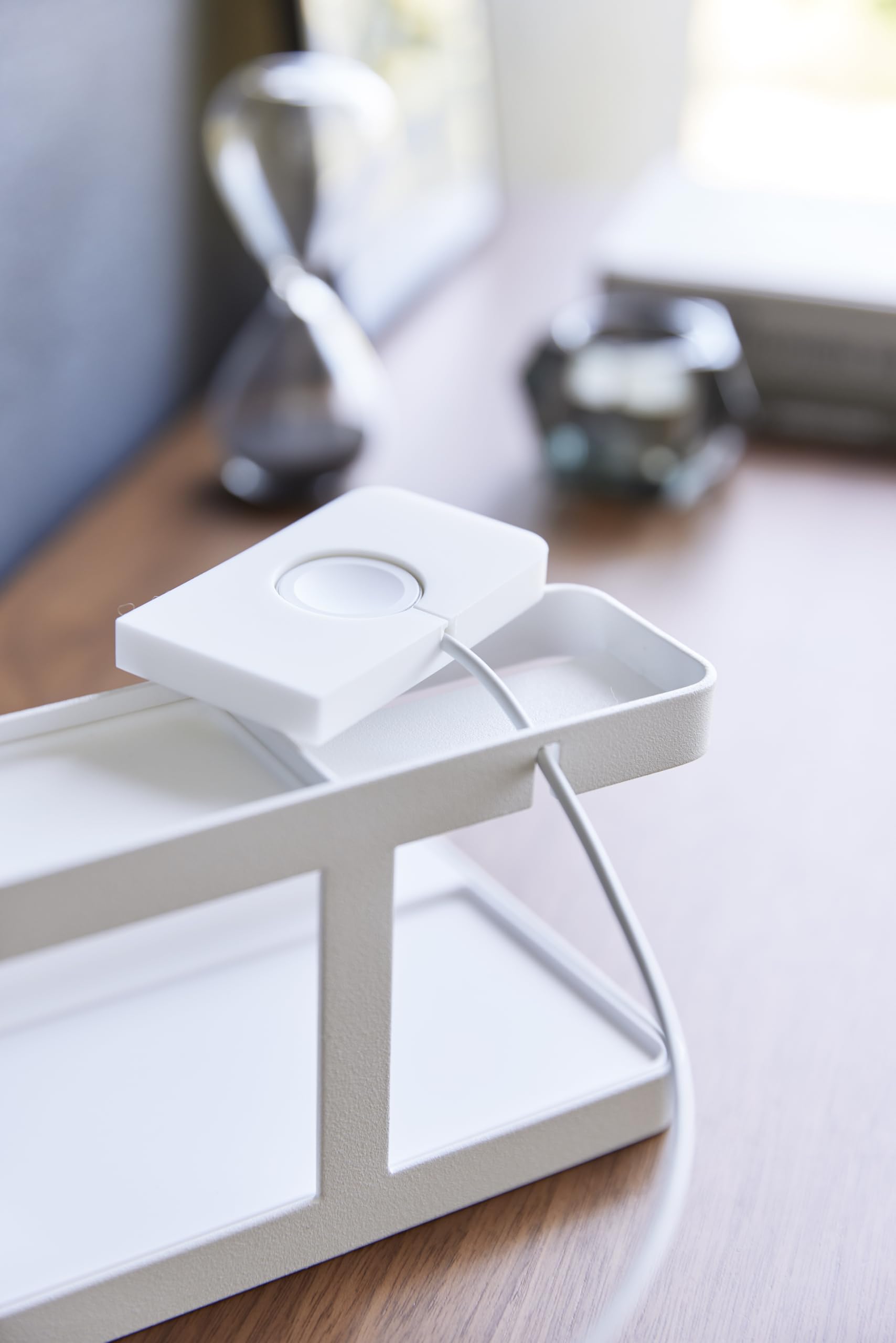 YAMAZAKI 1871 TOWER Smartphone & Device Charging Stand, white, Steel / ABS Resin / Silicone, 16 x 11.6 x 10 cm