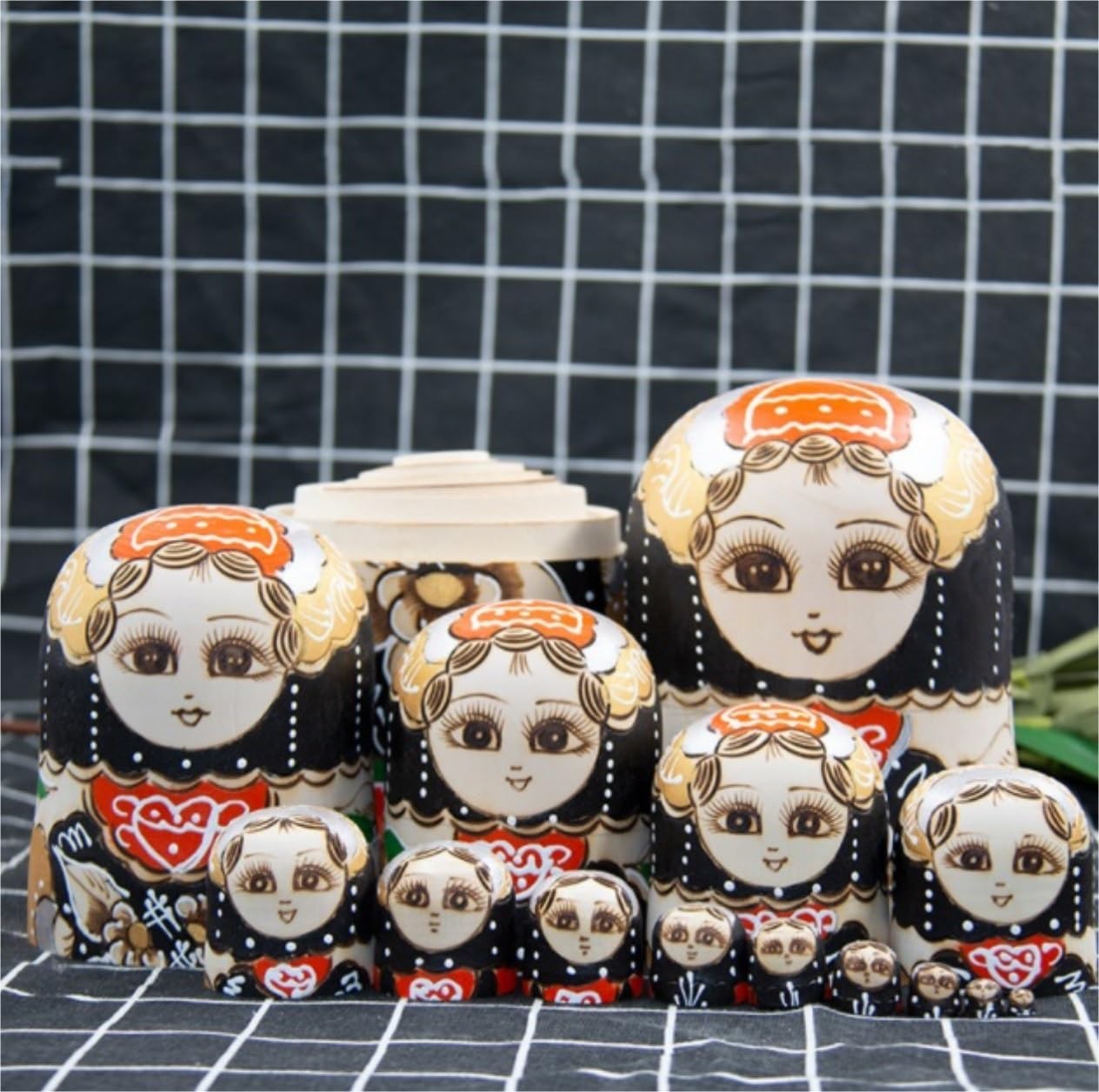 Poupée Russe Poupées Gigognes Mignonnes en Bois Faites À La Main, 15 Couches, Jouet Matryoshka, Cadeaux pour Décoration De Maison Jouet Empilable