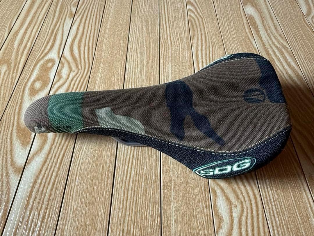 SDGコンプベルエア サドル カモフラ柄 SDGコンプベルエア MTB用サドル