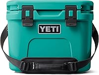 Vista 25 de YETI Roadie 15 - Enfriador duro con correa de hombro DoubleDuty