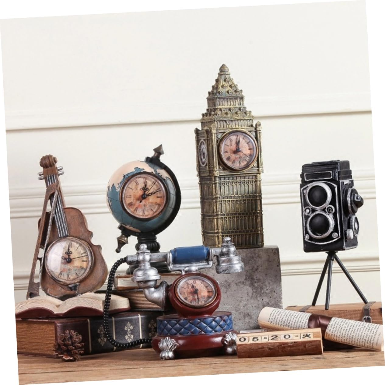 1Pc Retro Resin Telephone Clock Ornament Golden Tabletop Decor for Home Office Creative Vintage Design for Desk Bookshelf Mantel Unique Aesthetic Photo Prop