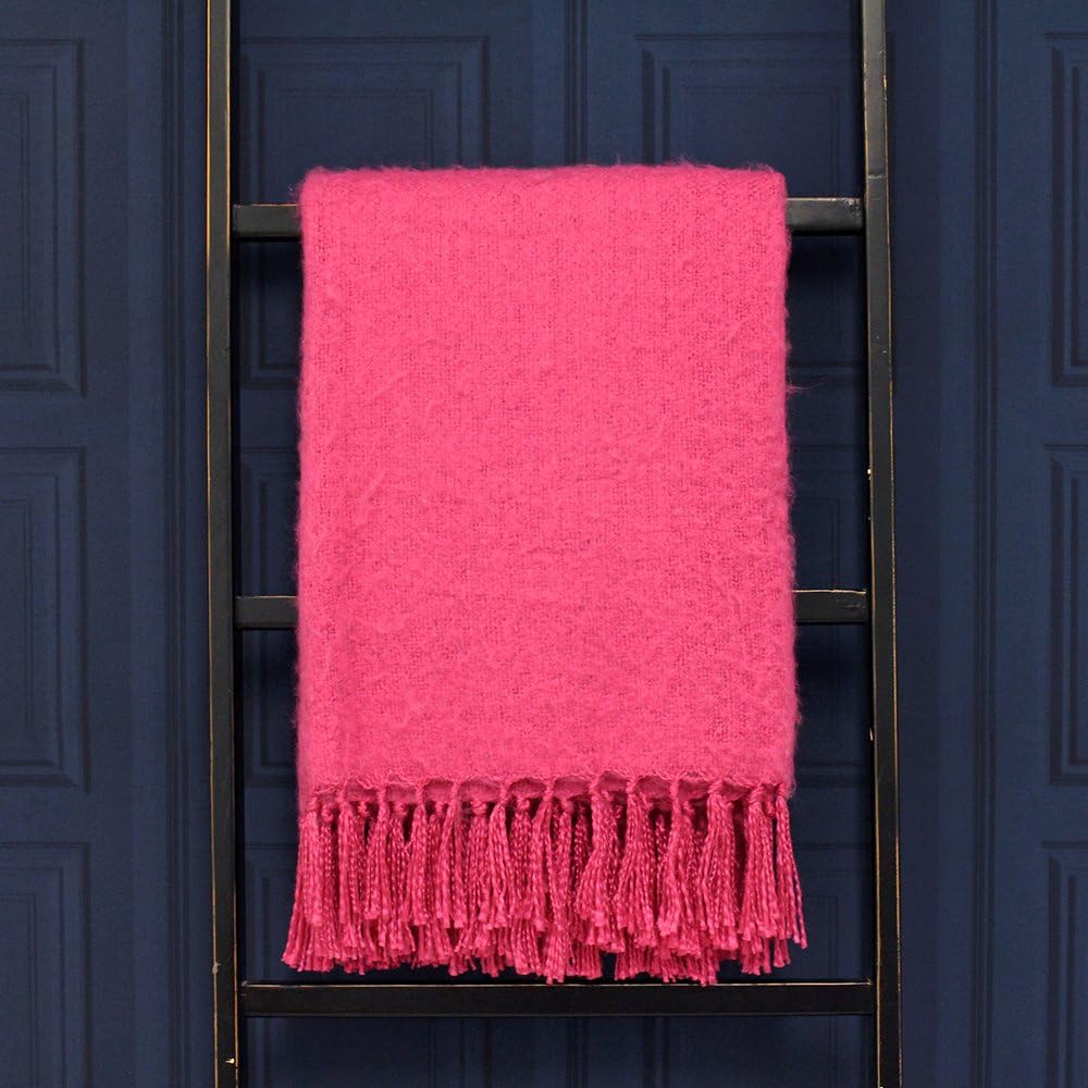 Chiltern Woven Fringed Throw/Blanket, 127 x 180 cm - Fuchsia, 127x180cm - Image 3