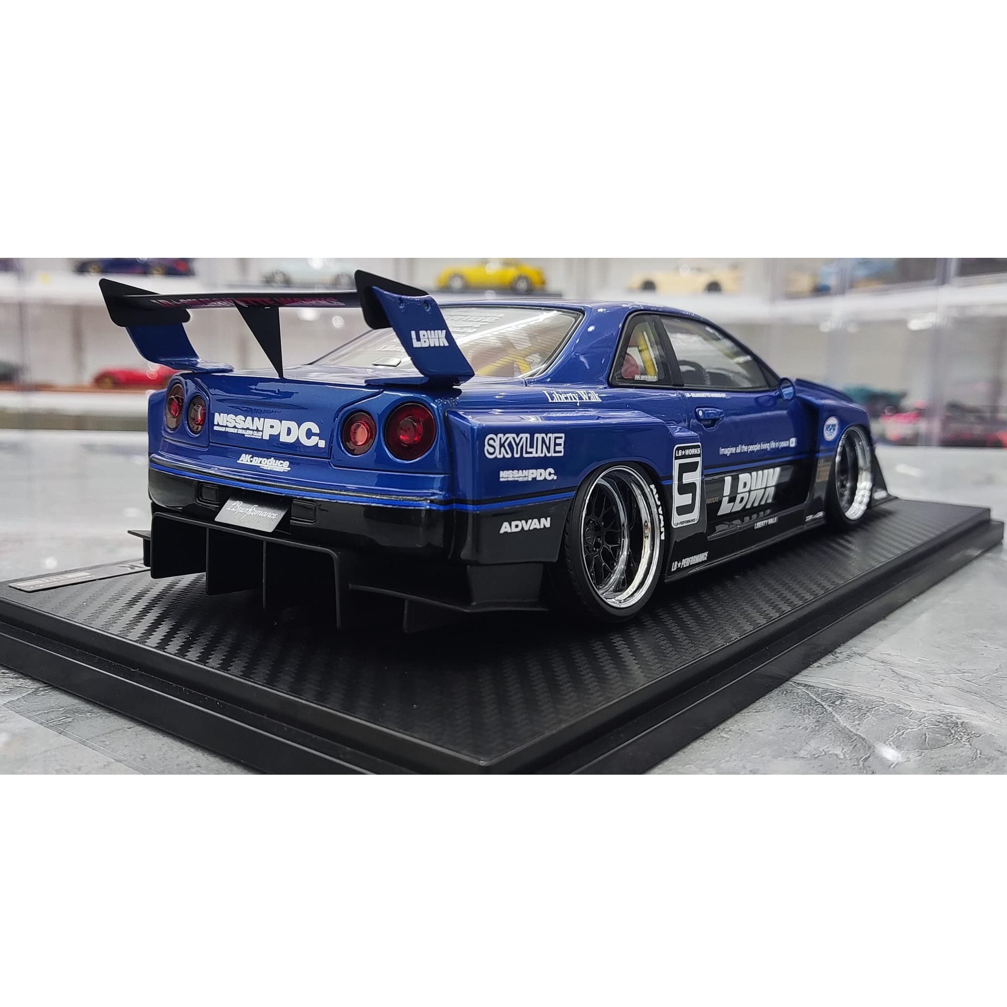 Best Gift 1/18 For Nissan GTR R34 LBWK Luxury Resin Fully Enclosed