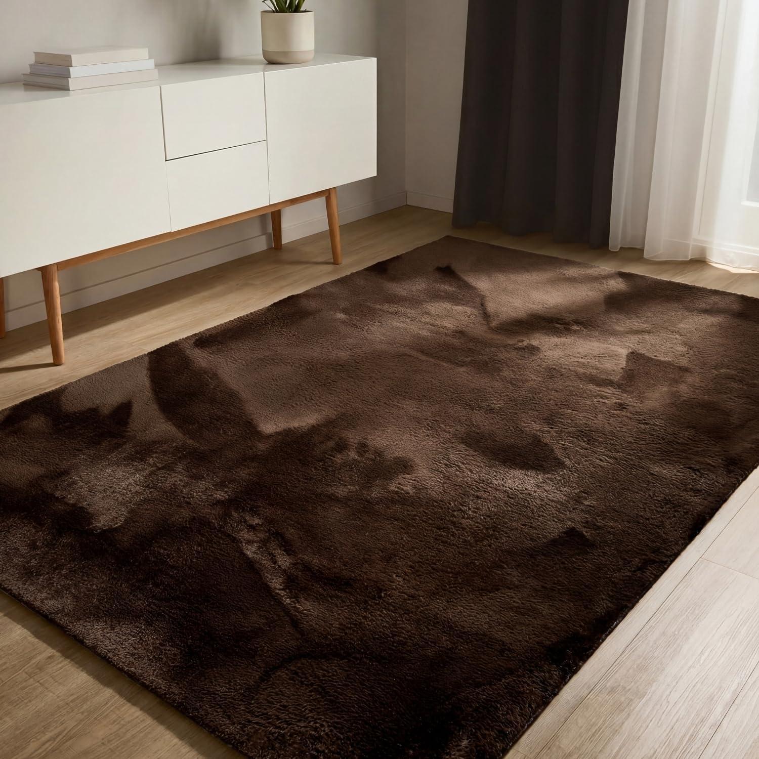 benuta Basic Tapis Salon Fausse Fourrure Furry - Marron 160x230 cm - pour Chambre, Bureau, Couloir, Bebe - Doux - Antidérapant - Lavable - Chauffage Sol