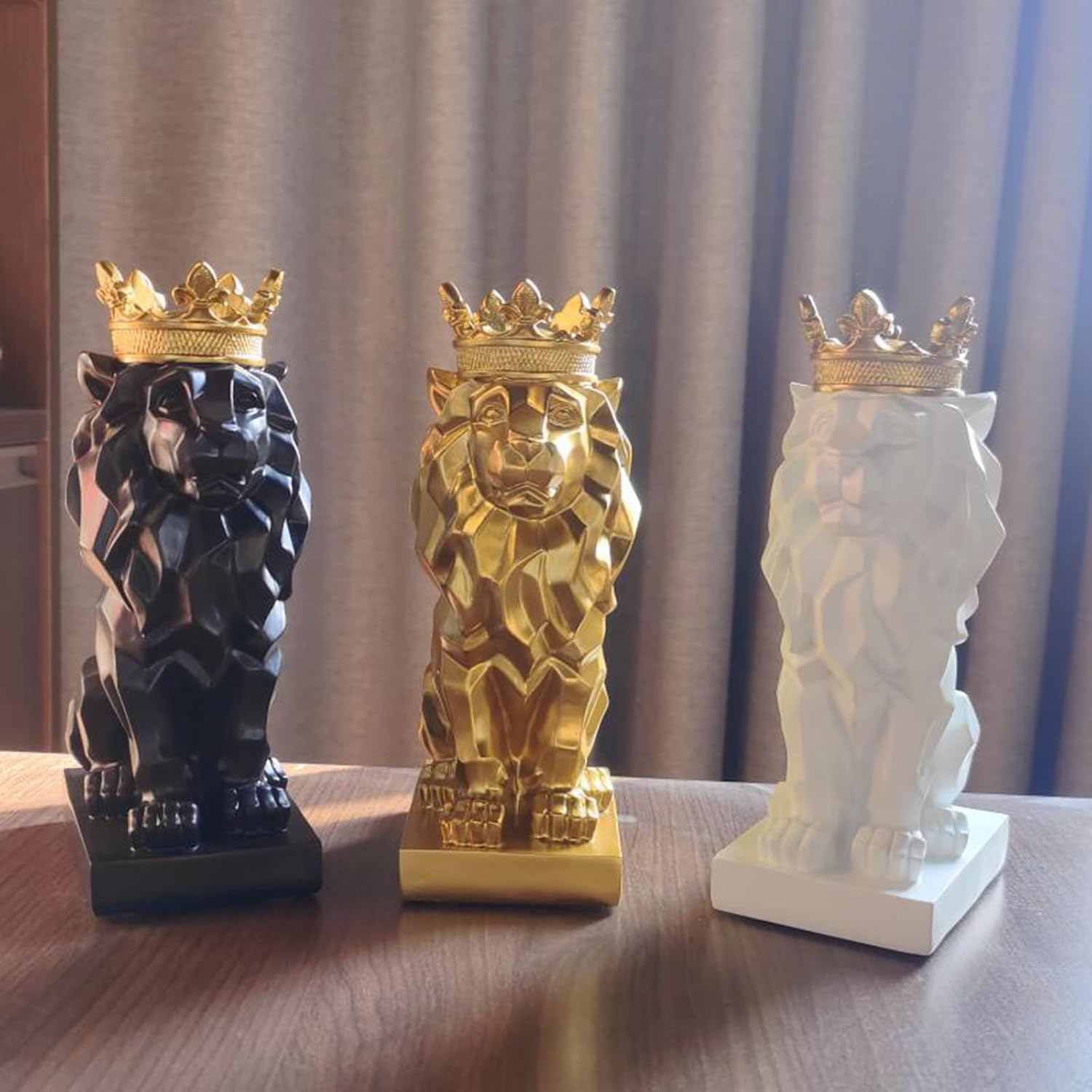 Crown Lion King Statue sculpture lion statues Nordic Style Home and Study Decoration lion decor Abstract Geometric Sculptures Resin Animal figurines Indoor and Home Office Gifts ,White b,8*12*23cm