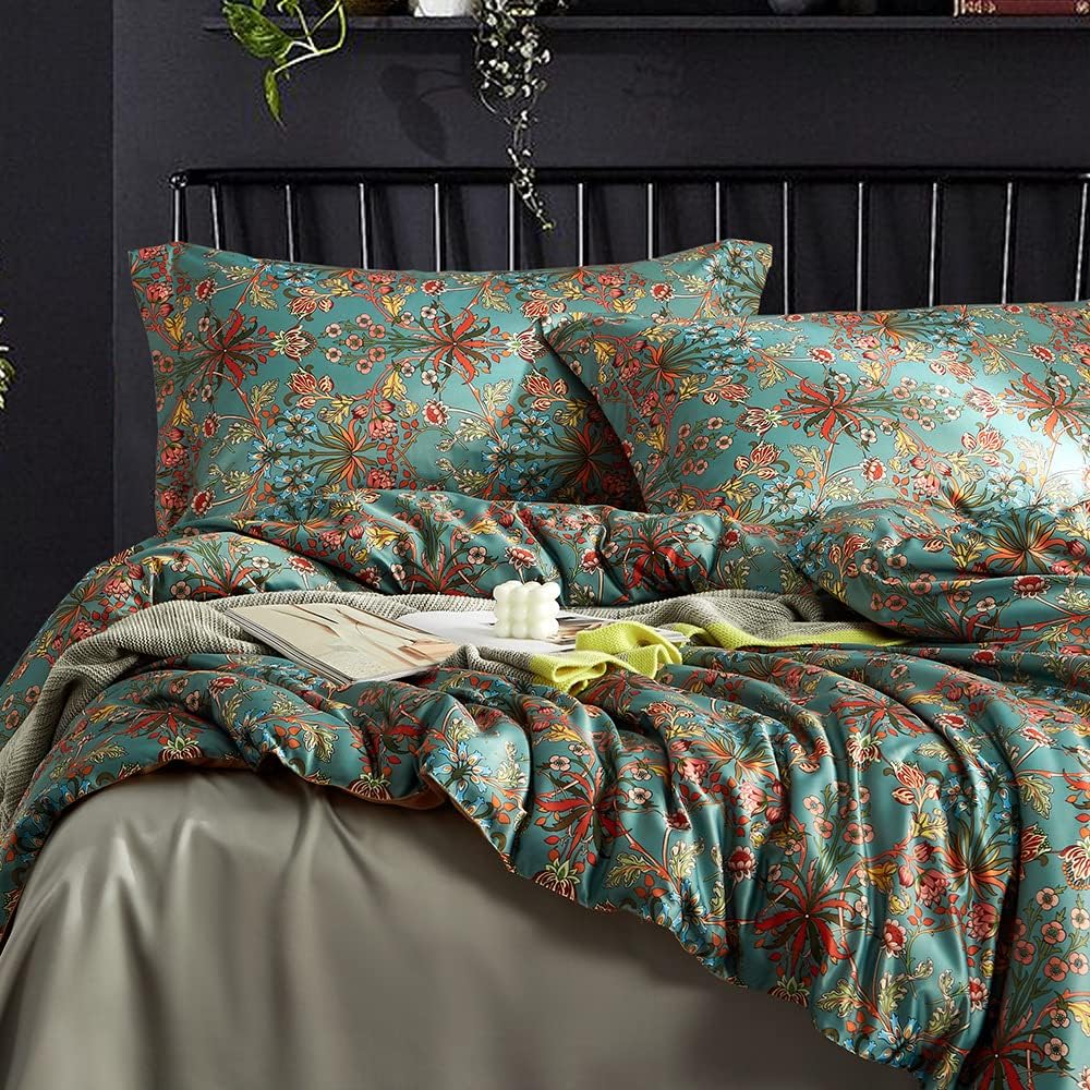 mixinni Farmhouse Boho Comforter Set Queen Size - 3 Piece Lightweight All Season Bedding Set with Fluffy Comforter & 2 Pillow Shams, Floral Botanical Design, Soft Breathable Microfiber - Image 4