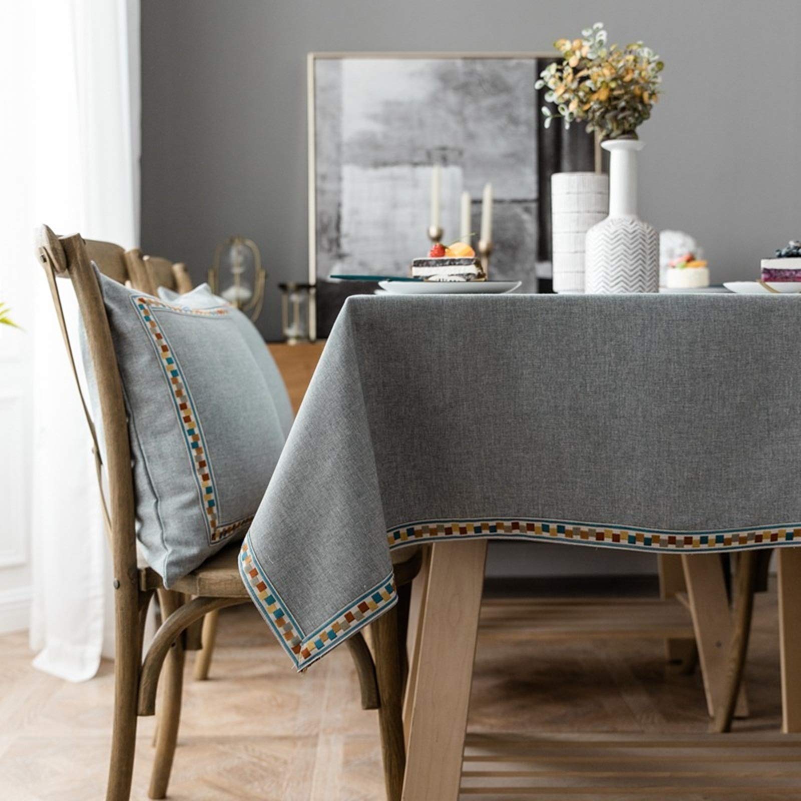 Nappe broderie simple 140x140 couverture moderne pour shooting