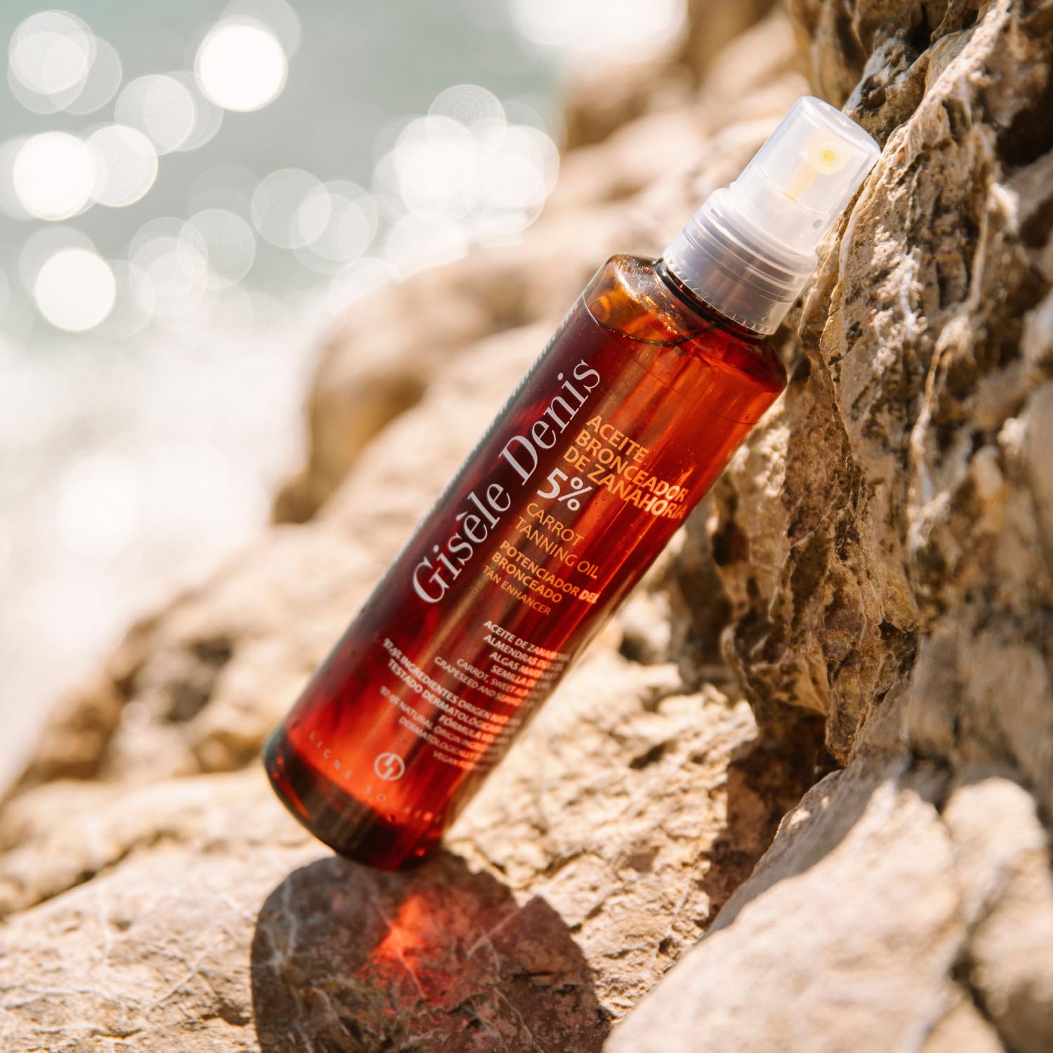 GISÈLE DENIS - Huile bronzante à la carotte 5% 200 ml, Huile bronzante, Accélérateur de bronzage, Bronzant solaire, Ingrédients d'origine naturelle, Résistant à l'eau, Formule végétalienne