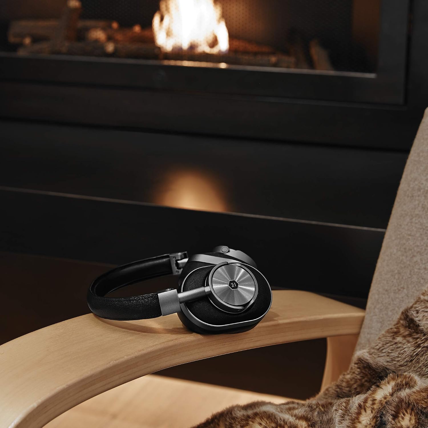 Best Deal Cheap 🛒 Master & Dynamic MW60 Wireless Headphones Gunmetal (Renewed) Best Seller Master & Dynamic MW60 Wireless Headphones Gunmetal (Renewed)
