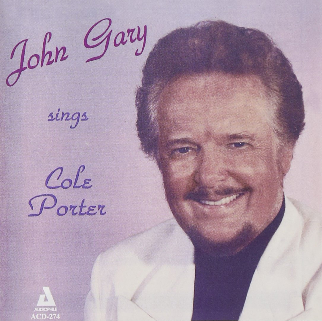 Sings Cole Porter