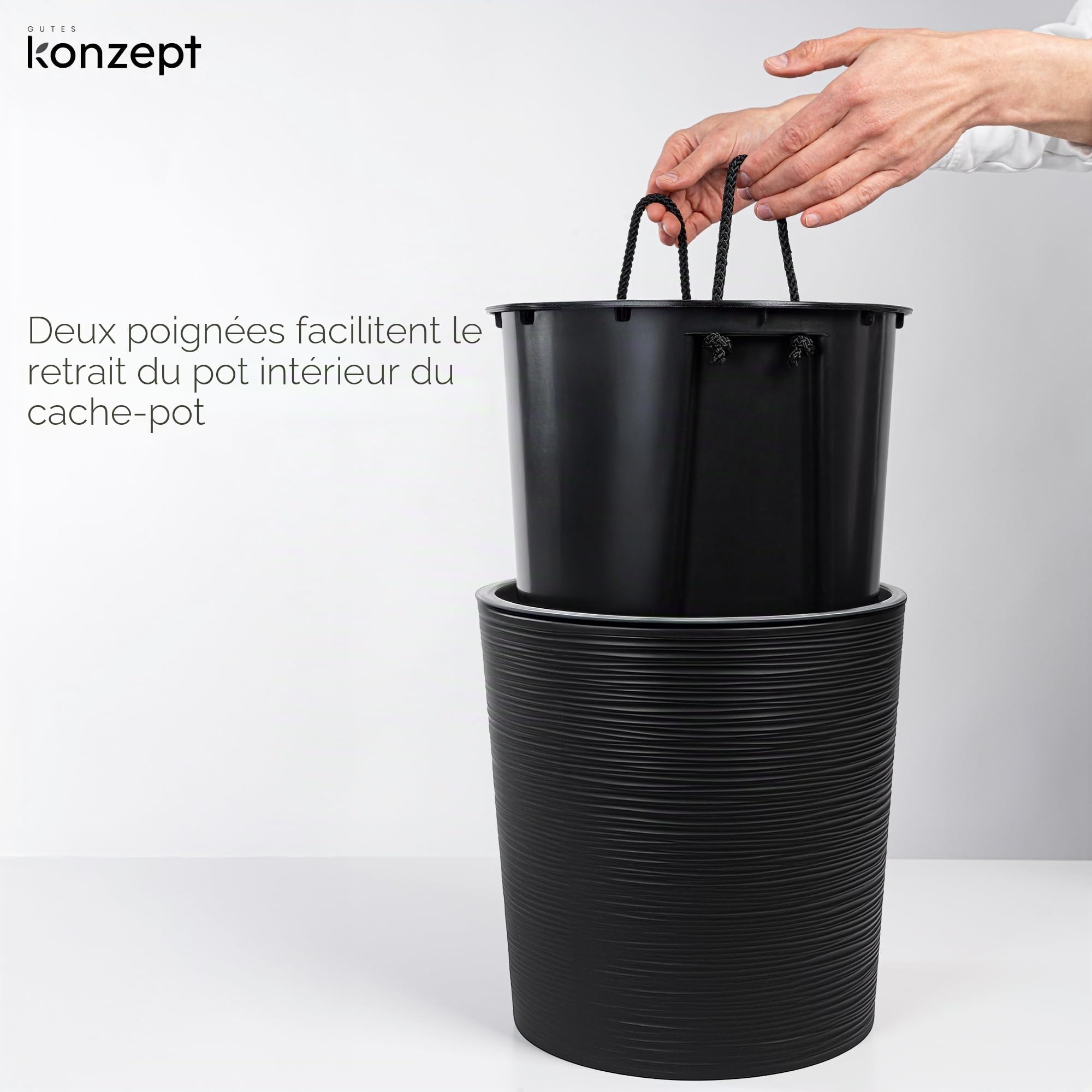 KONZEPT Grand pot de fleurs, pour l'intérieur, 30 cm, en plastique, noir, design traces de burin, avec insert intérieur