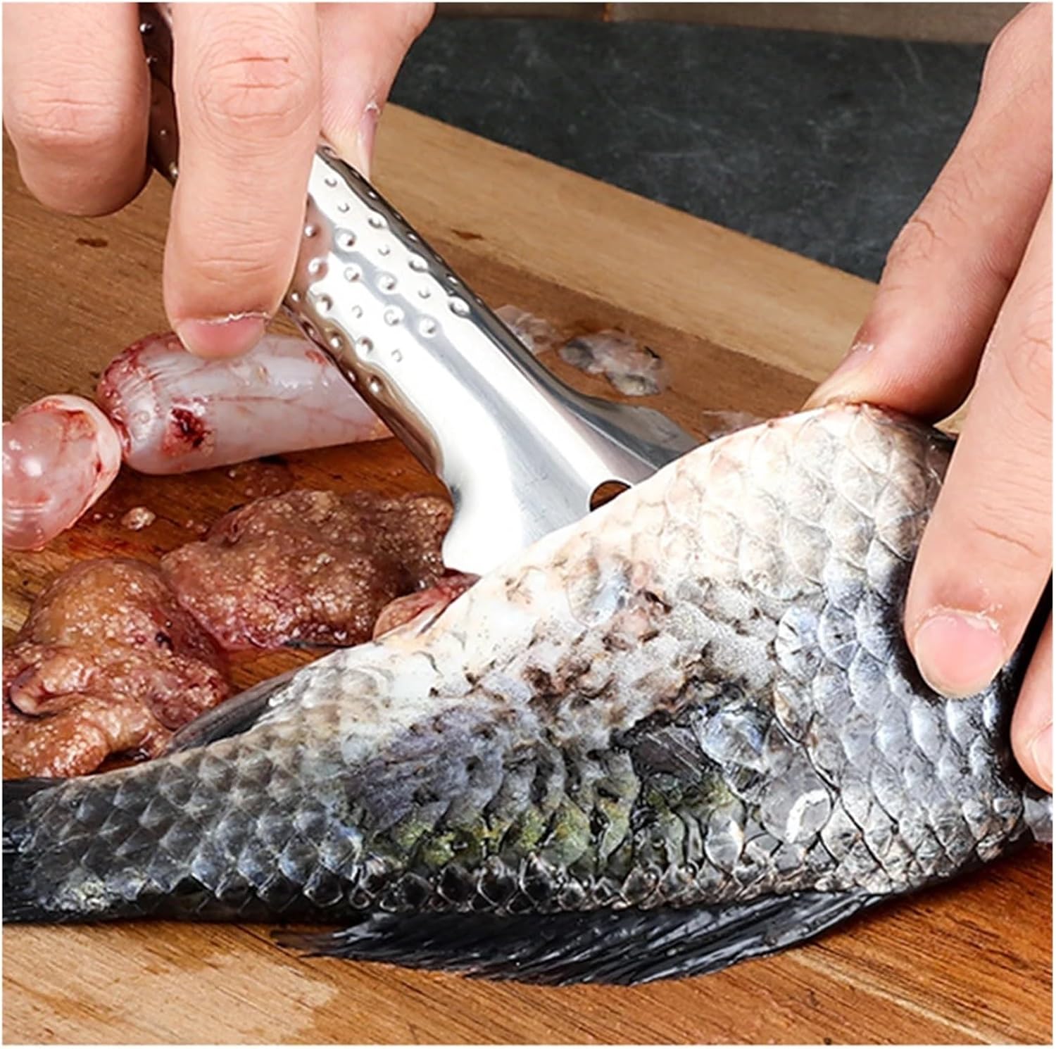 Stainless Steel Fish Scale Scraper - Fast Cleaning Grater & Peeler Tool for Kitchen Use