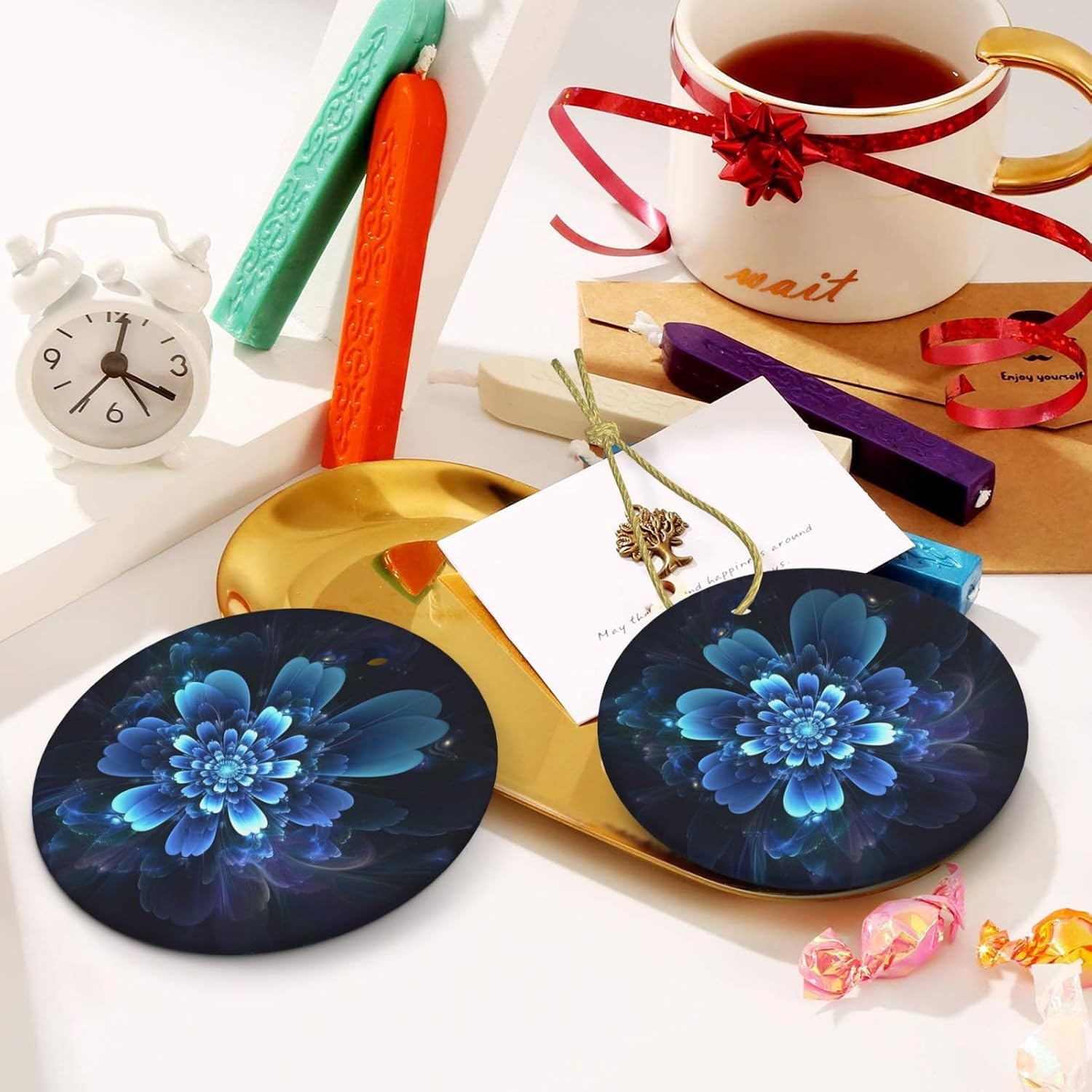 Christmas Ornaments Ceramic Round Christmas Hanging Ornament Double-Sided Fantasy Blue Flower Print Christmas Tree Pendants for Fireplace Party Holiday Wedding Xmas Decoration Gift
