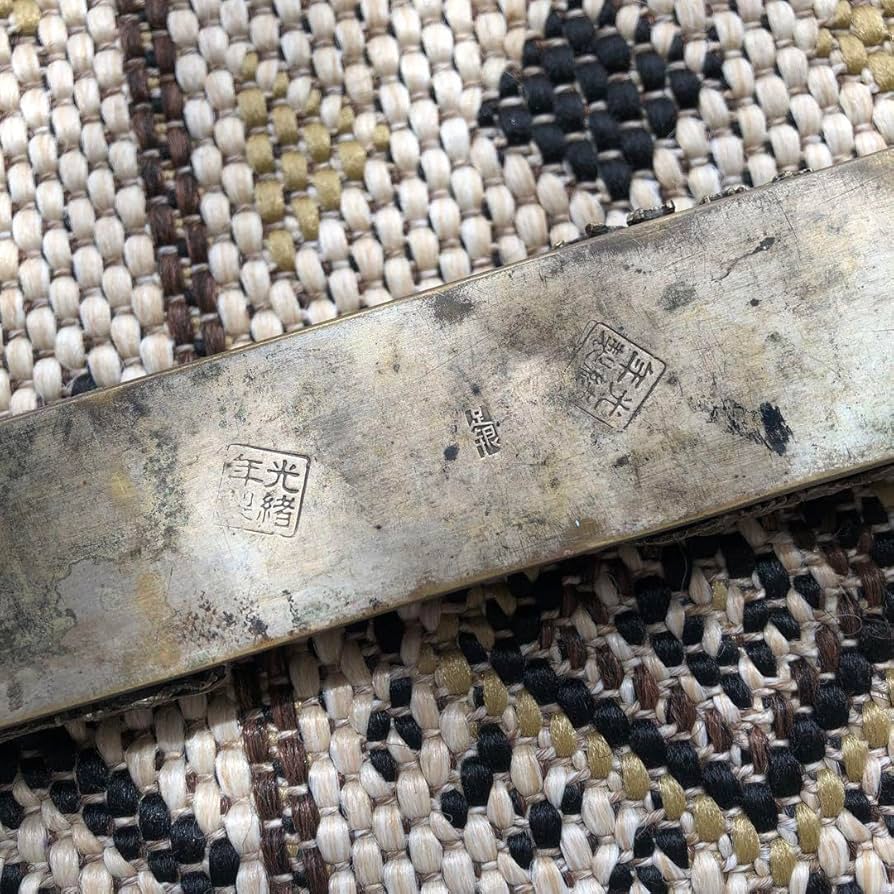 Amazon.co.jp: 足銀 文鎮置物 アンティーク 竜の模様 : 文房具