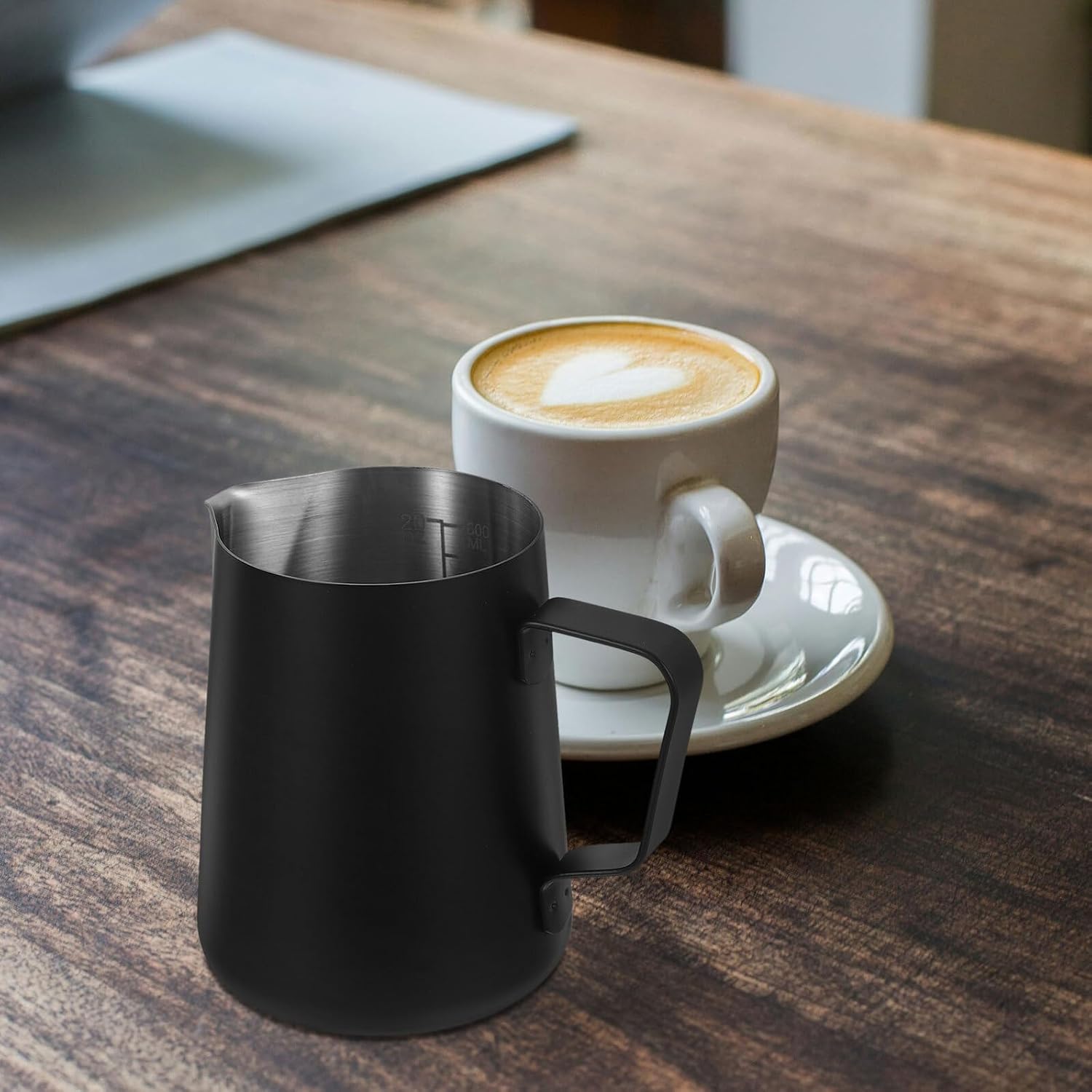 SHINEOFI Stainless Steel Milk Frothing Pitcher 600ml Latte Cup with Spout Professional Coffee Frother Jug for Home and Commercial Use